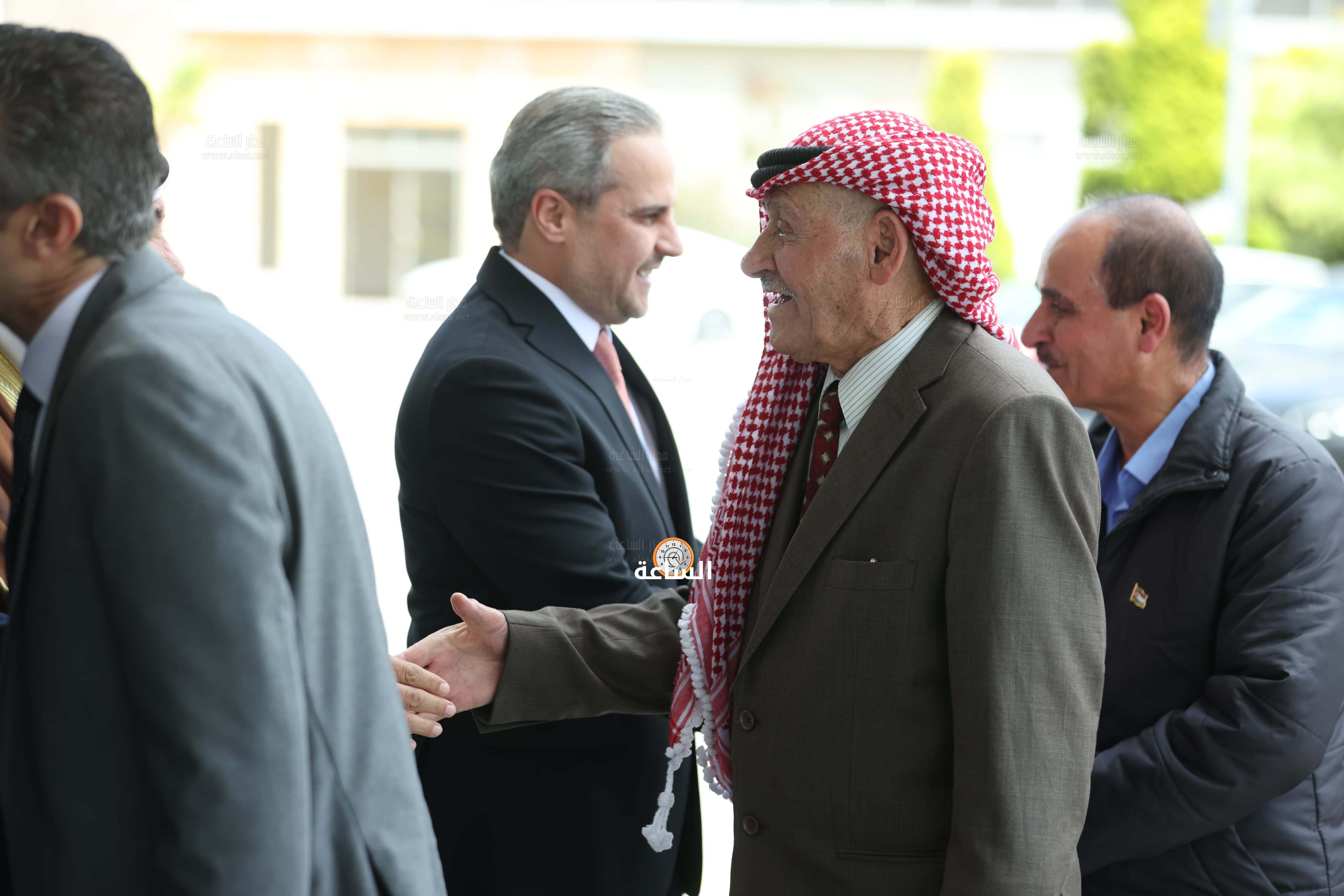 Madar Al-Saa Images 0.9200010323064687