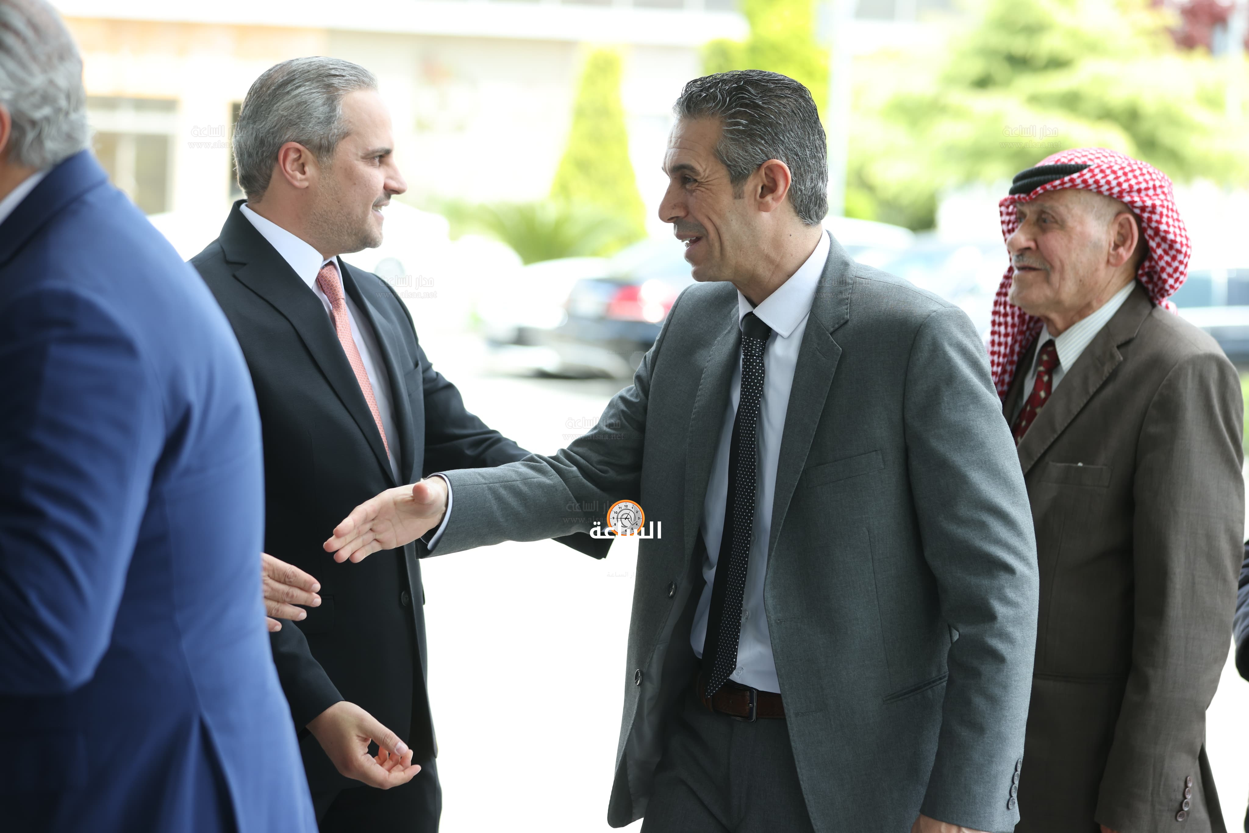 Madar Al-Saa Images 0.44248983255814145