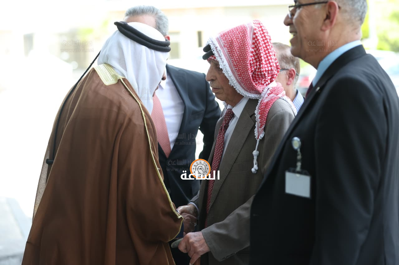 Madar Al-Saa Images 0.07240315809617393