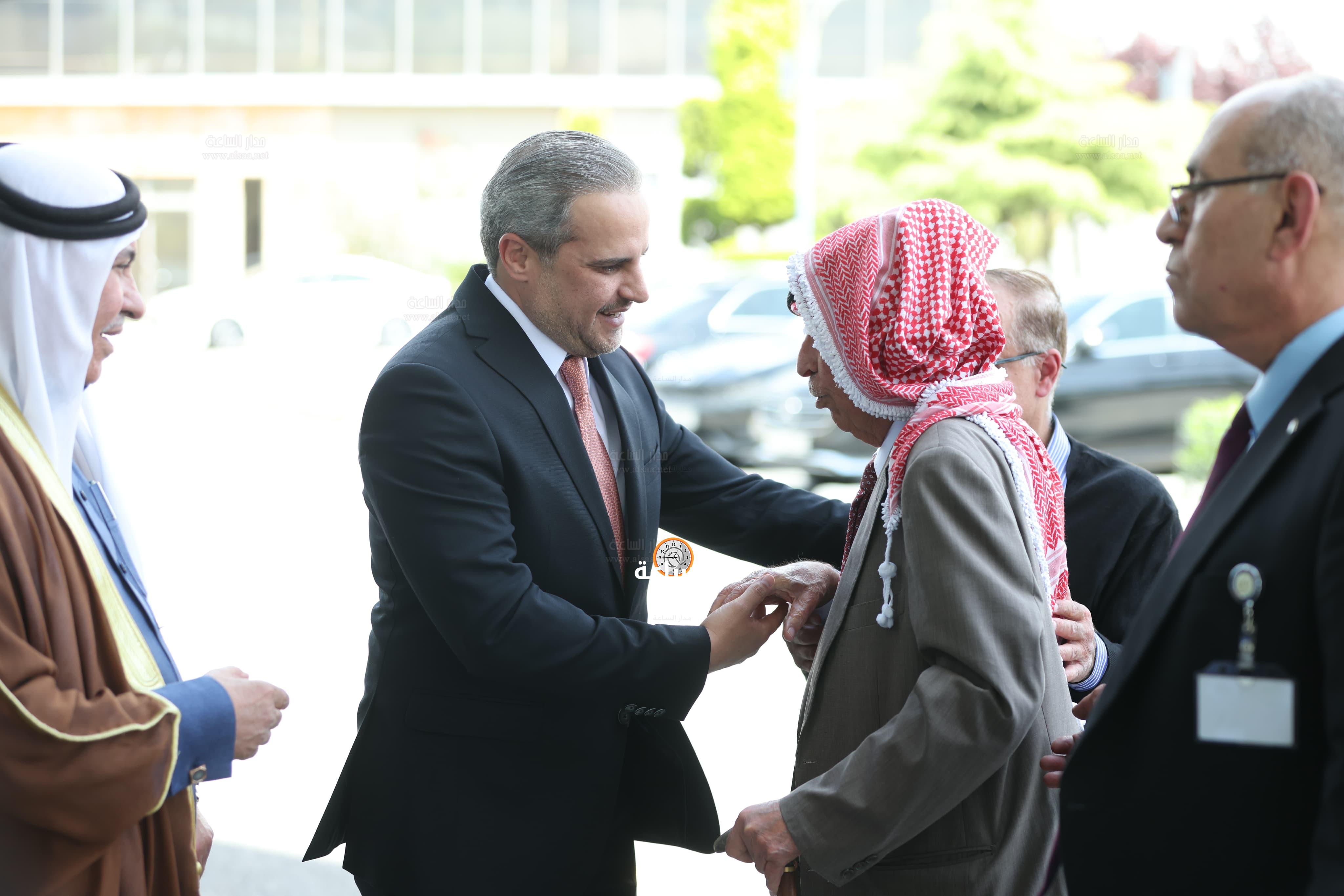 Madar Al-Saa Images 0.5841746709077408