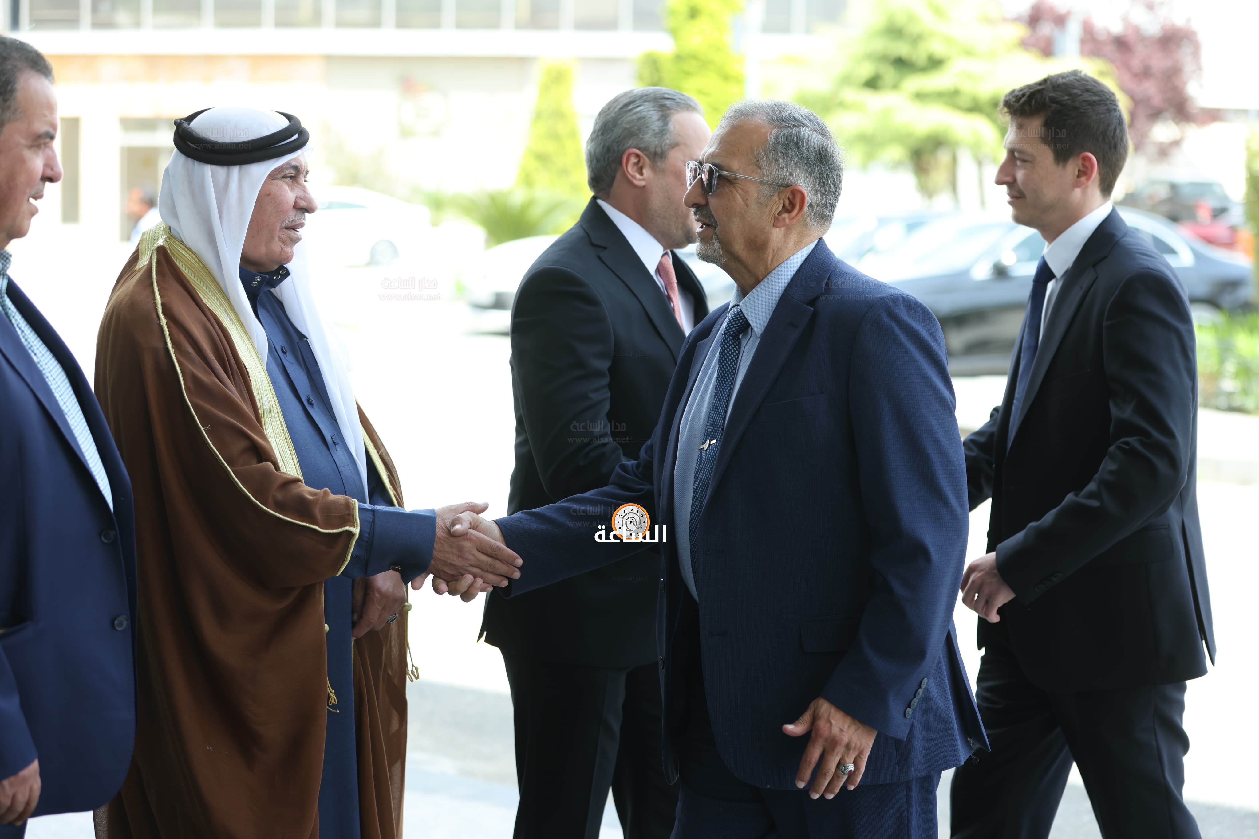 Madar Al-Saa Images 0.4695558901112522