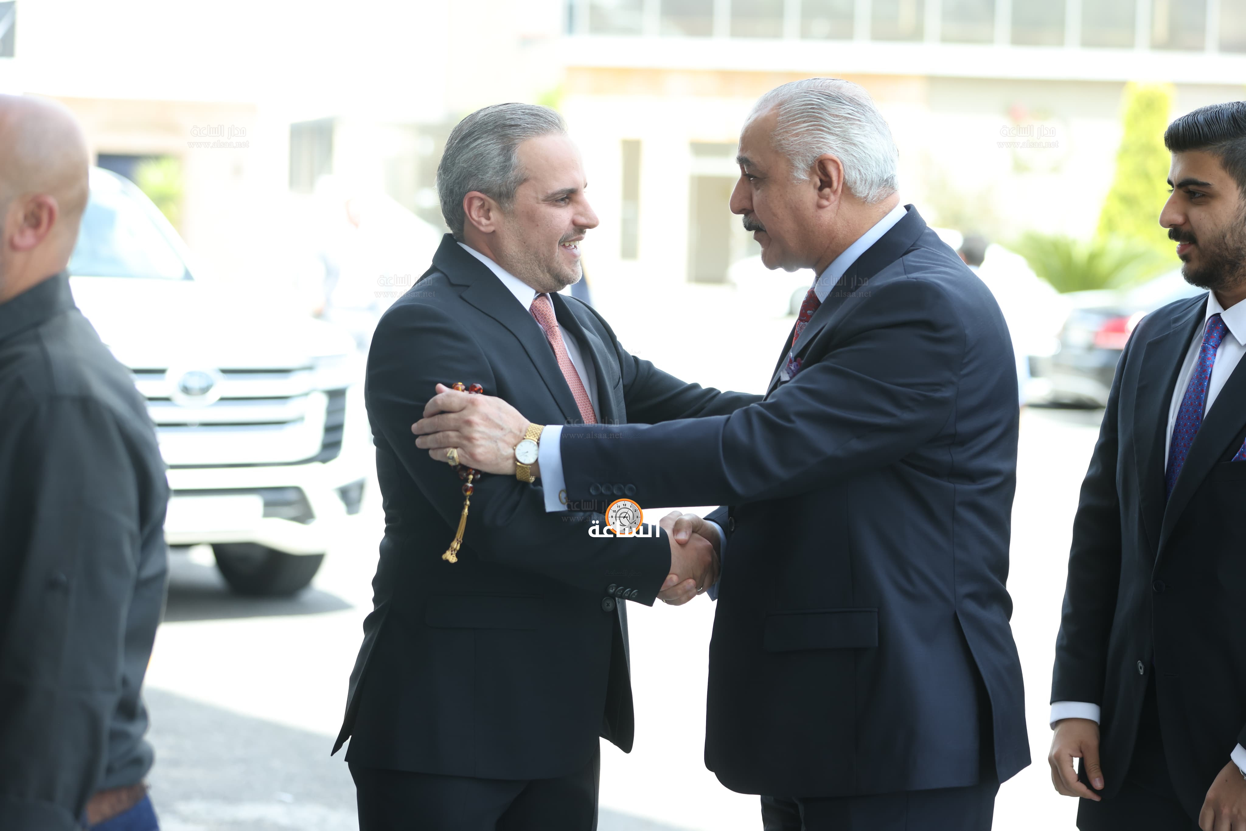 Madar Al-Saa Images 0.4153302062112032