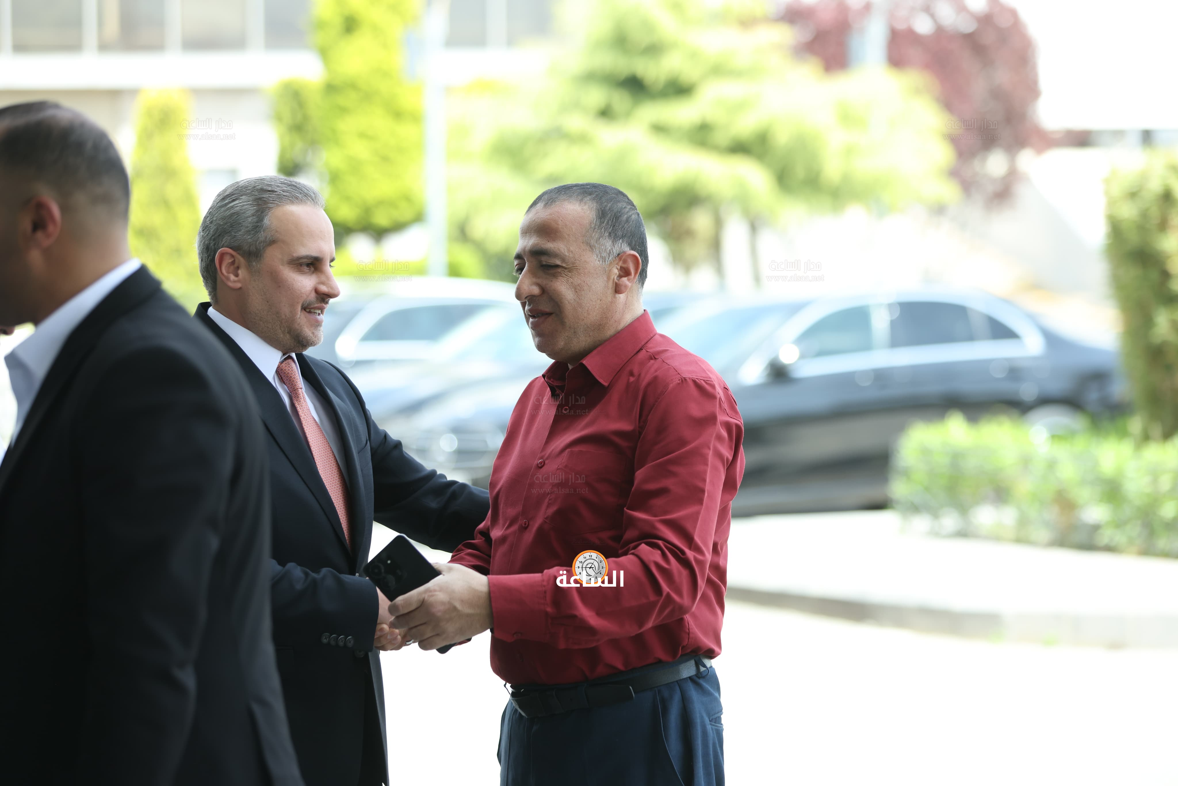 Madar Al-Saa Images 0.610937103836109