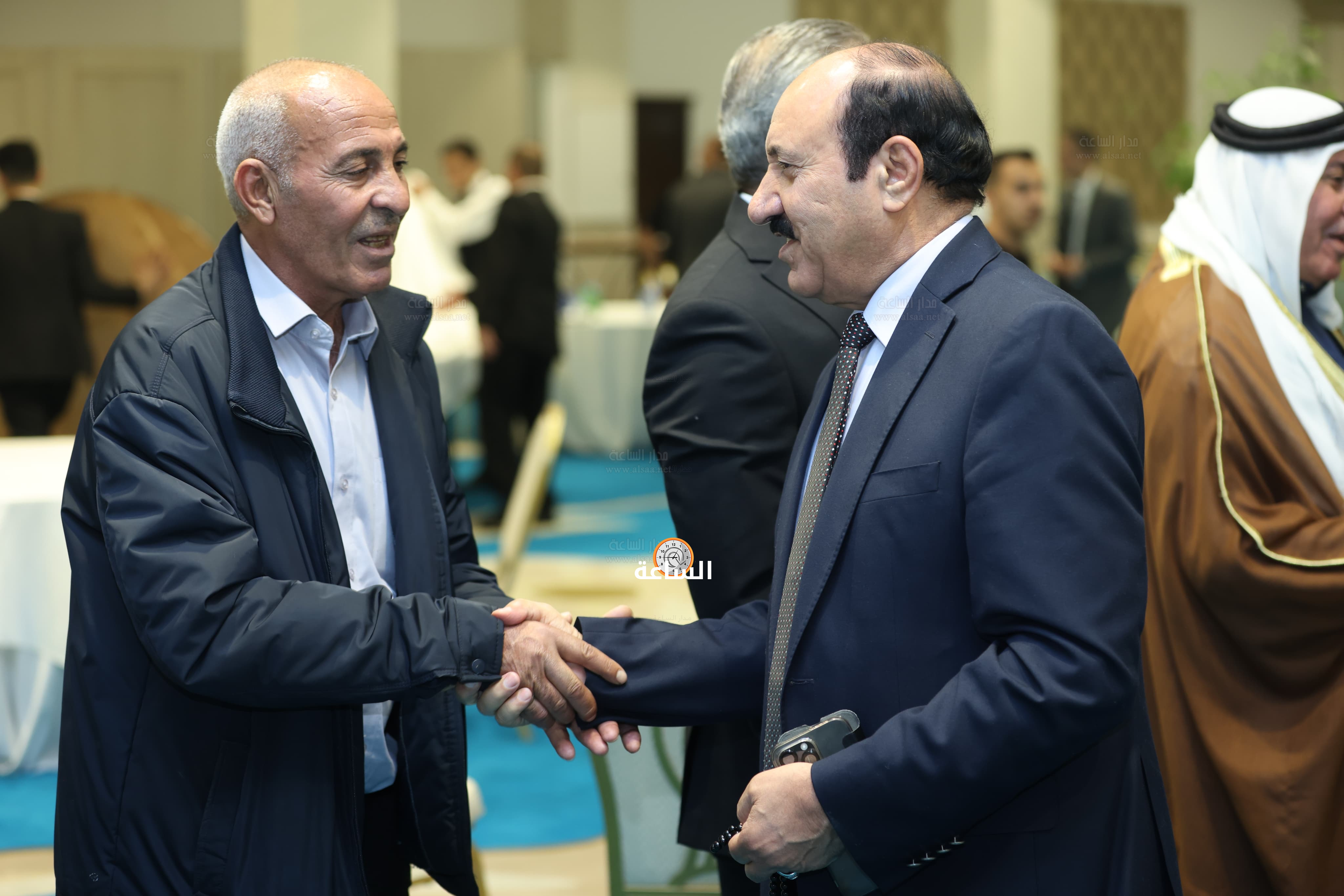 Madar Al-Saa Images 0.1387421102355444