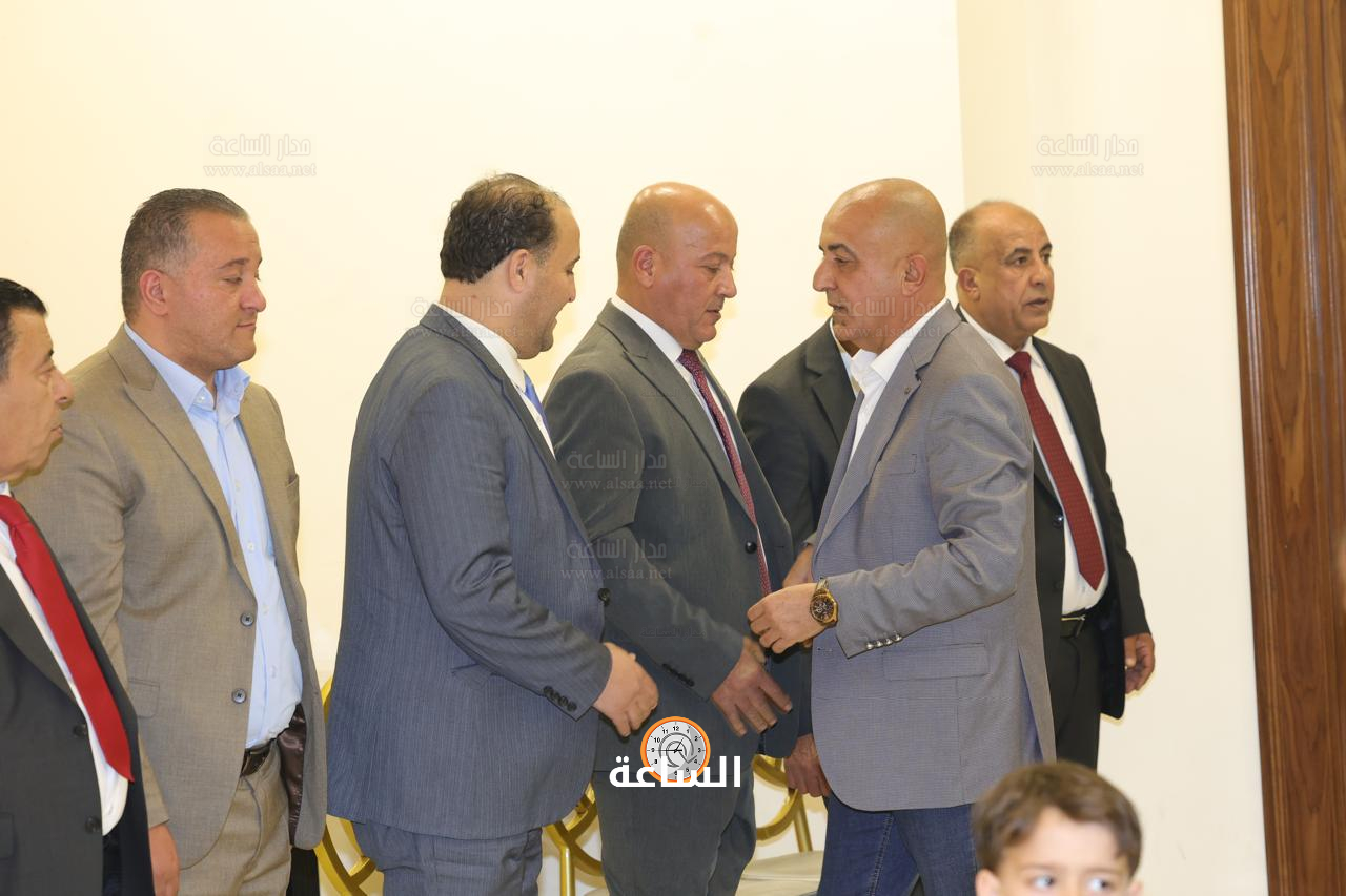 Madar Al-Saa Images 0.2917003815595073