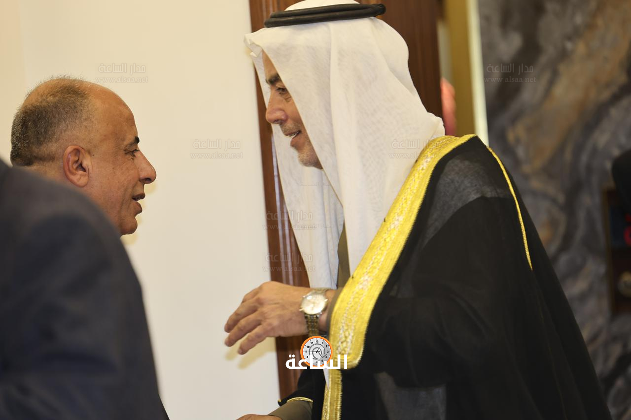 Madar Al-Saa Images 0.6343403198598504