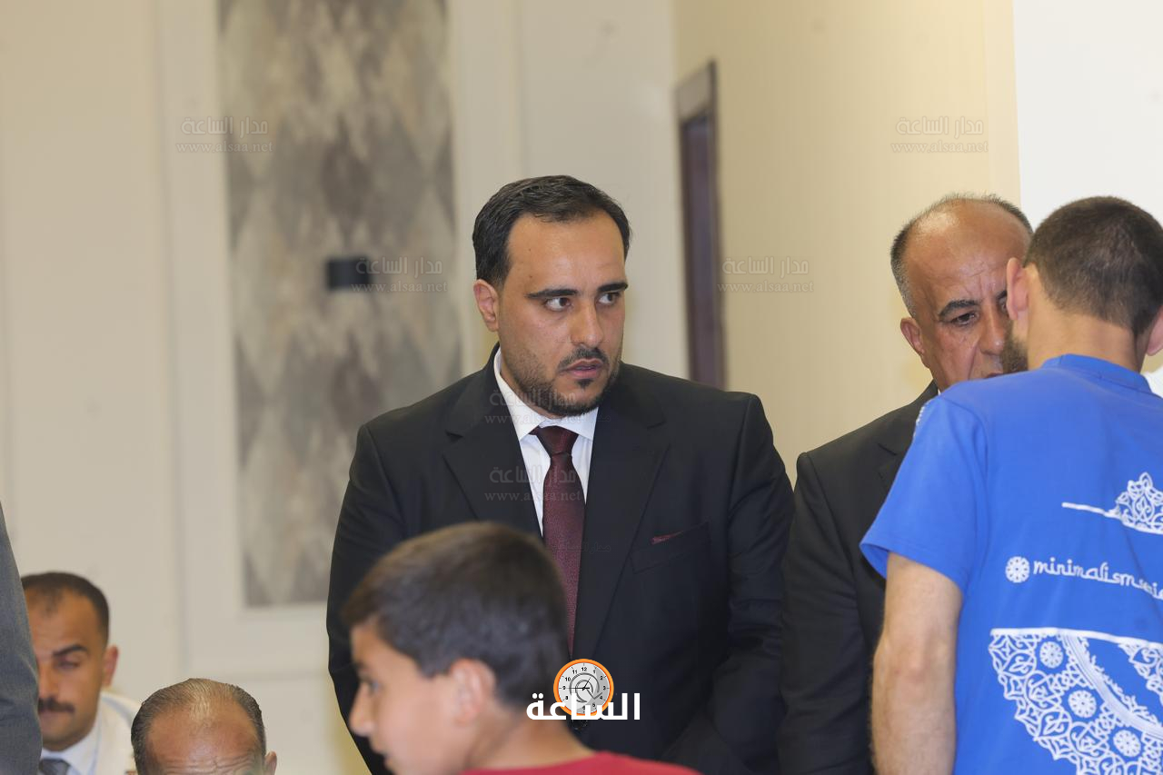 Madar Al-Saa Images 0.40103574683882126