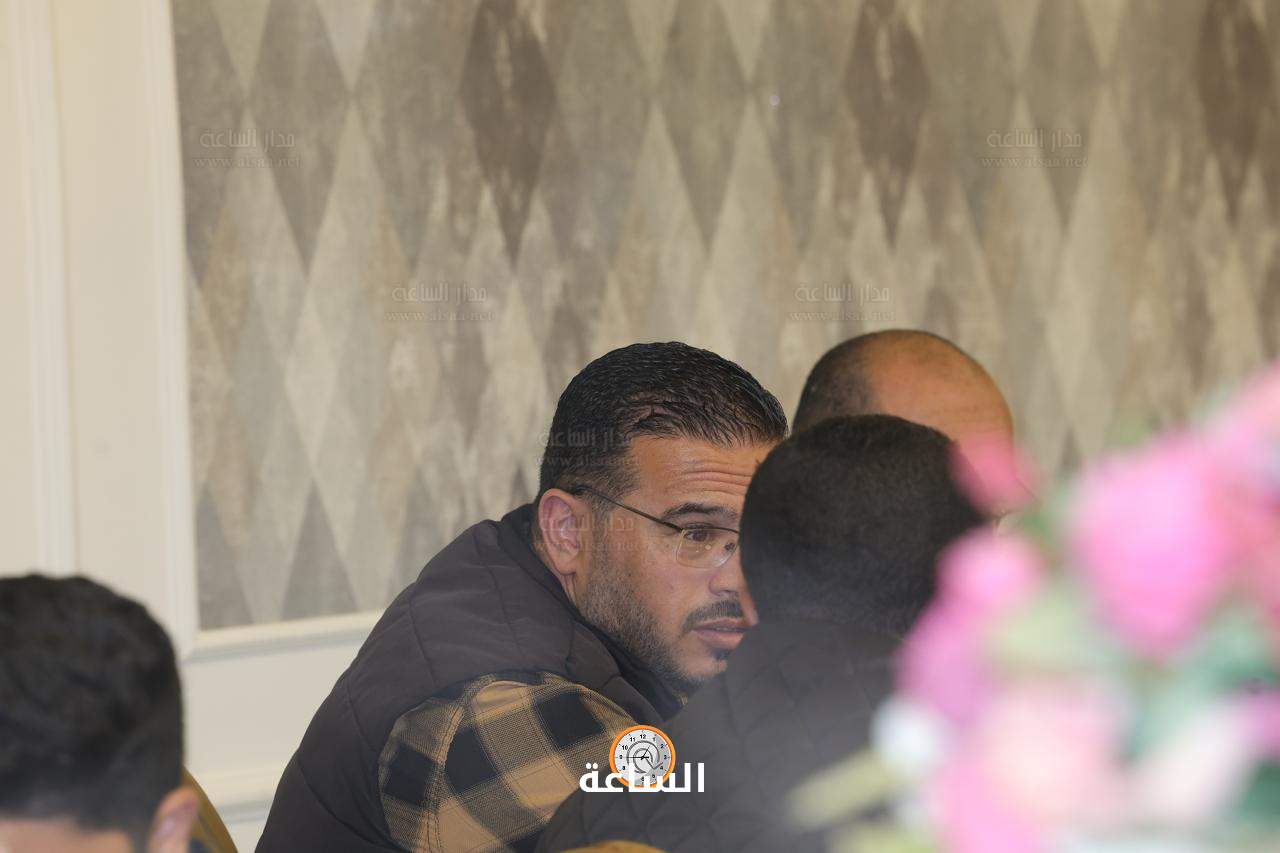 Madar Al-Saa Images 0.10017496553460314