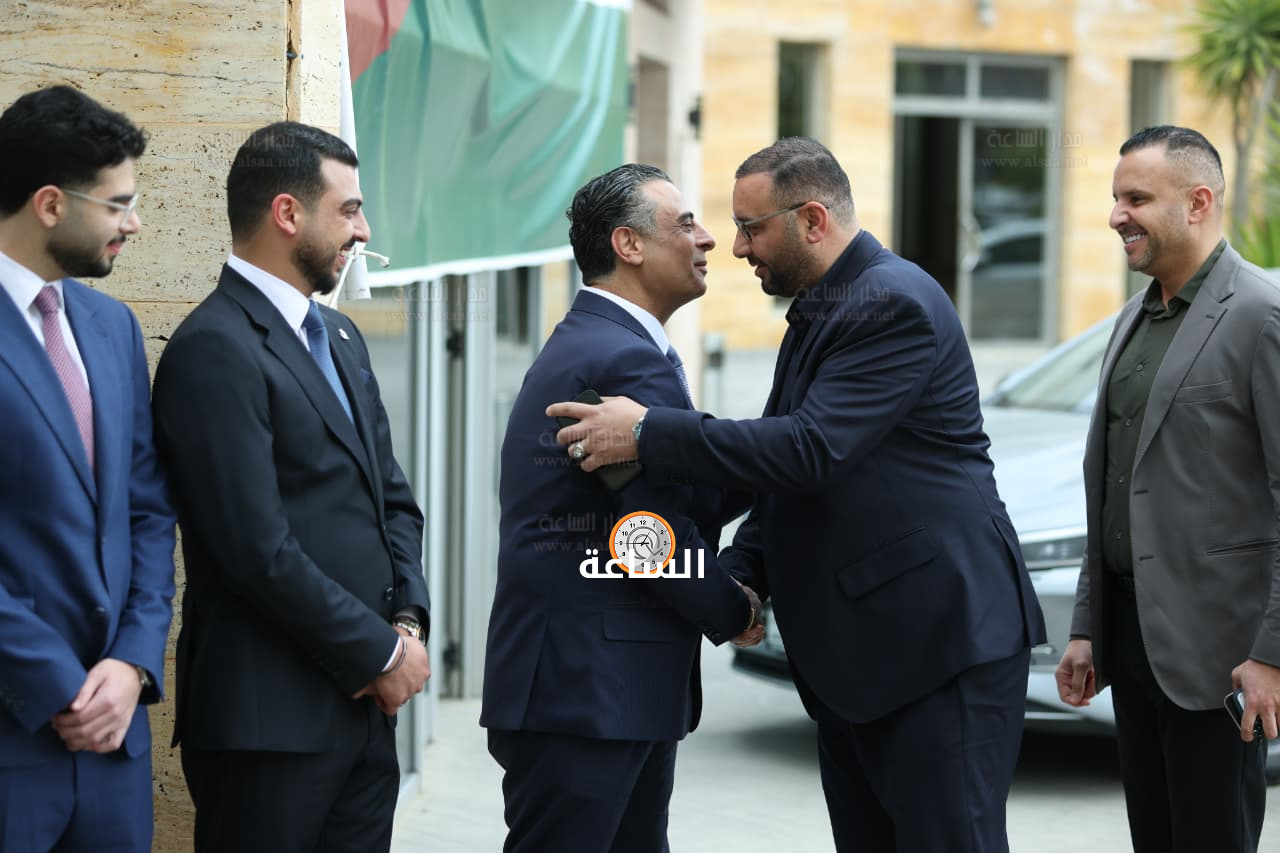 Madar Al-Saa Images 0.9838624605311325