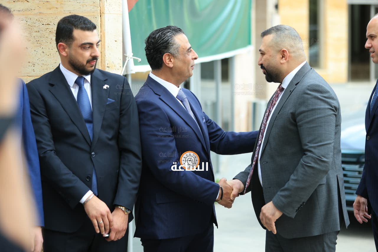 Madar Al-Saa Images 0.0742658702830814