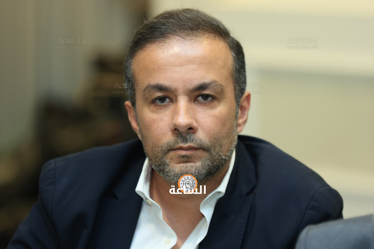 Madar Al-Saa Images 0.8758854756519986