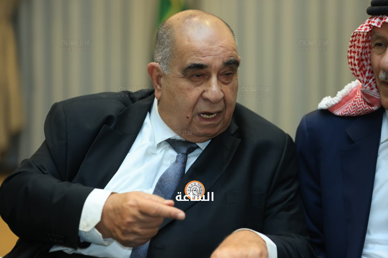 Madar Al-Saa Images 0.23649399348712963