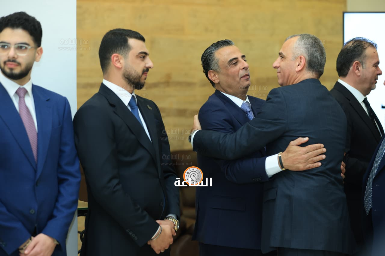 Madar Al-Saa Images 0.8575834332348358