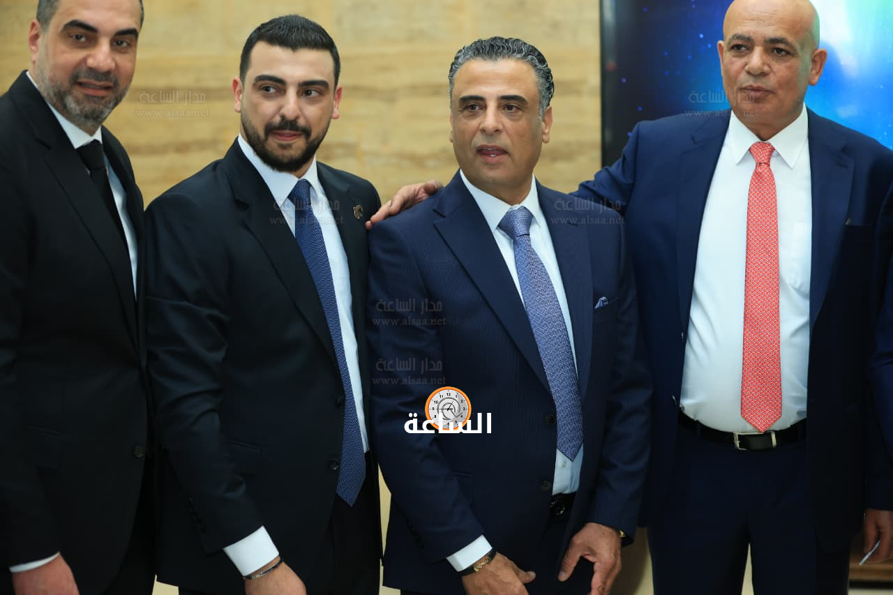 Madar Al-Saa Images 0.37650353913563517