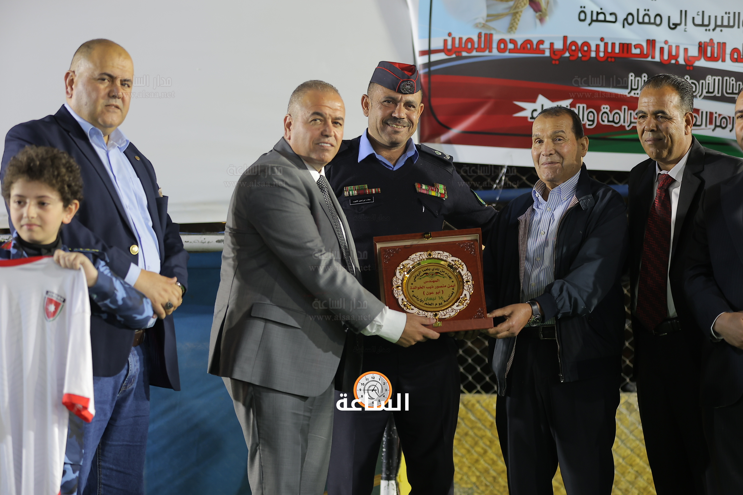 Madar Al-Saa Images 0.3227153664824577