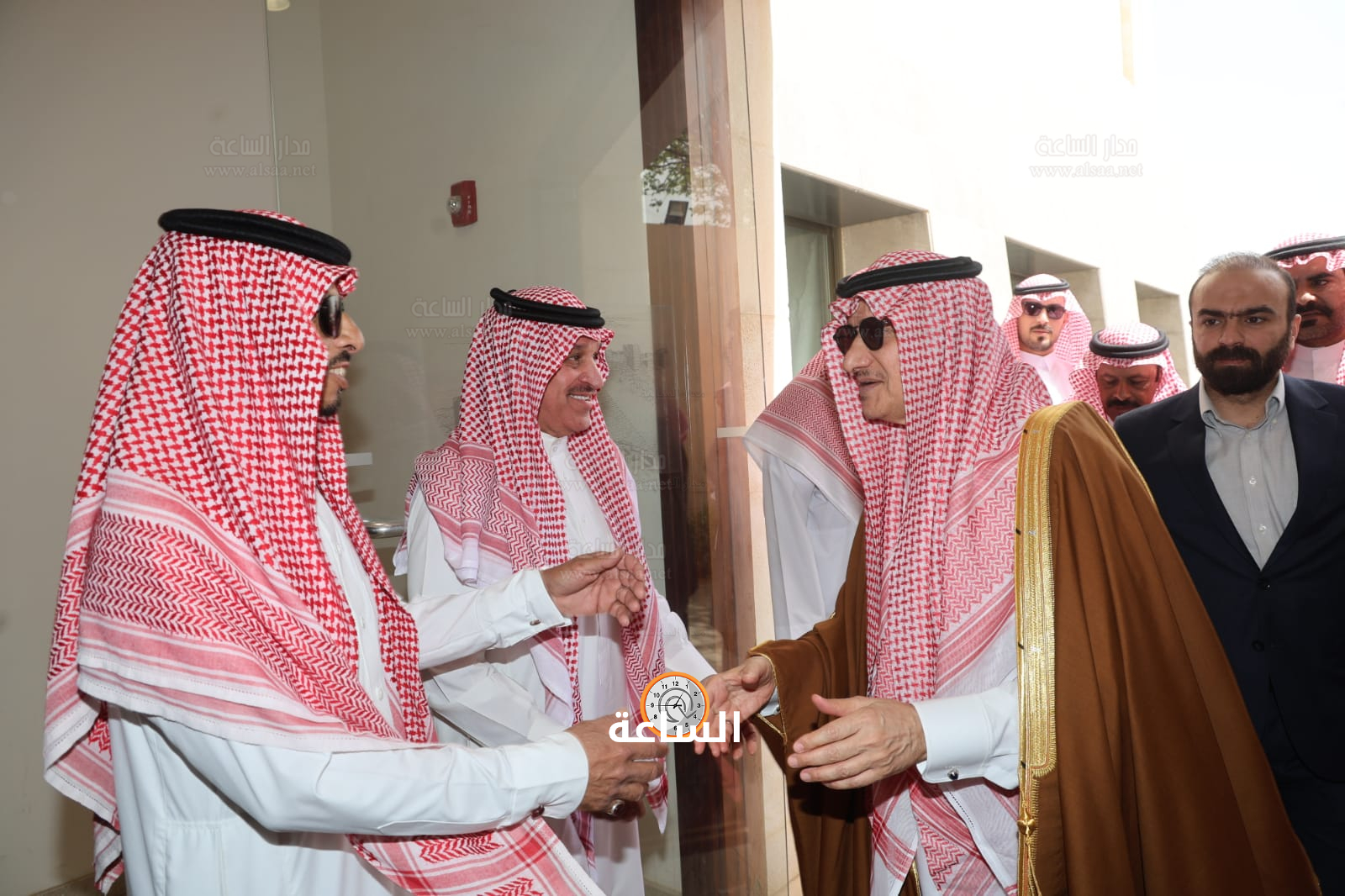 Madar Al-Saa Images 0.4398038455976302