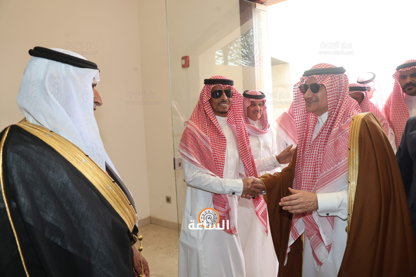 Madar Al-Saa Images 0.8827153273305277