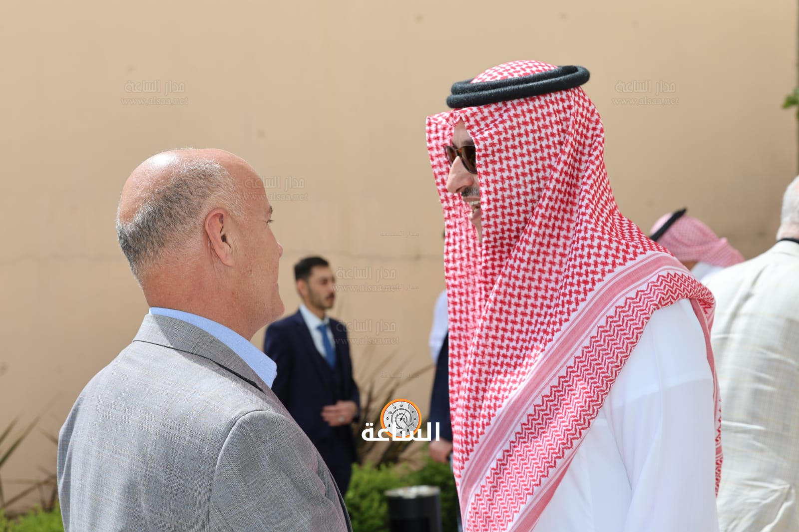 Madar Al-Saa Images 0.7343896606071939