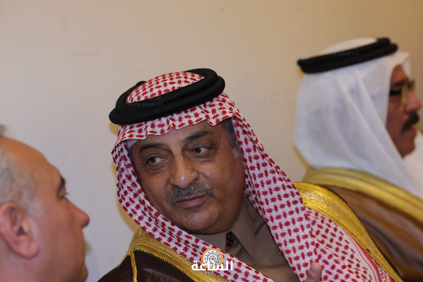 Madar Al-Saa Images 0.46167391650768275