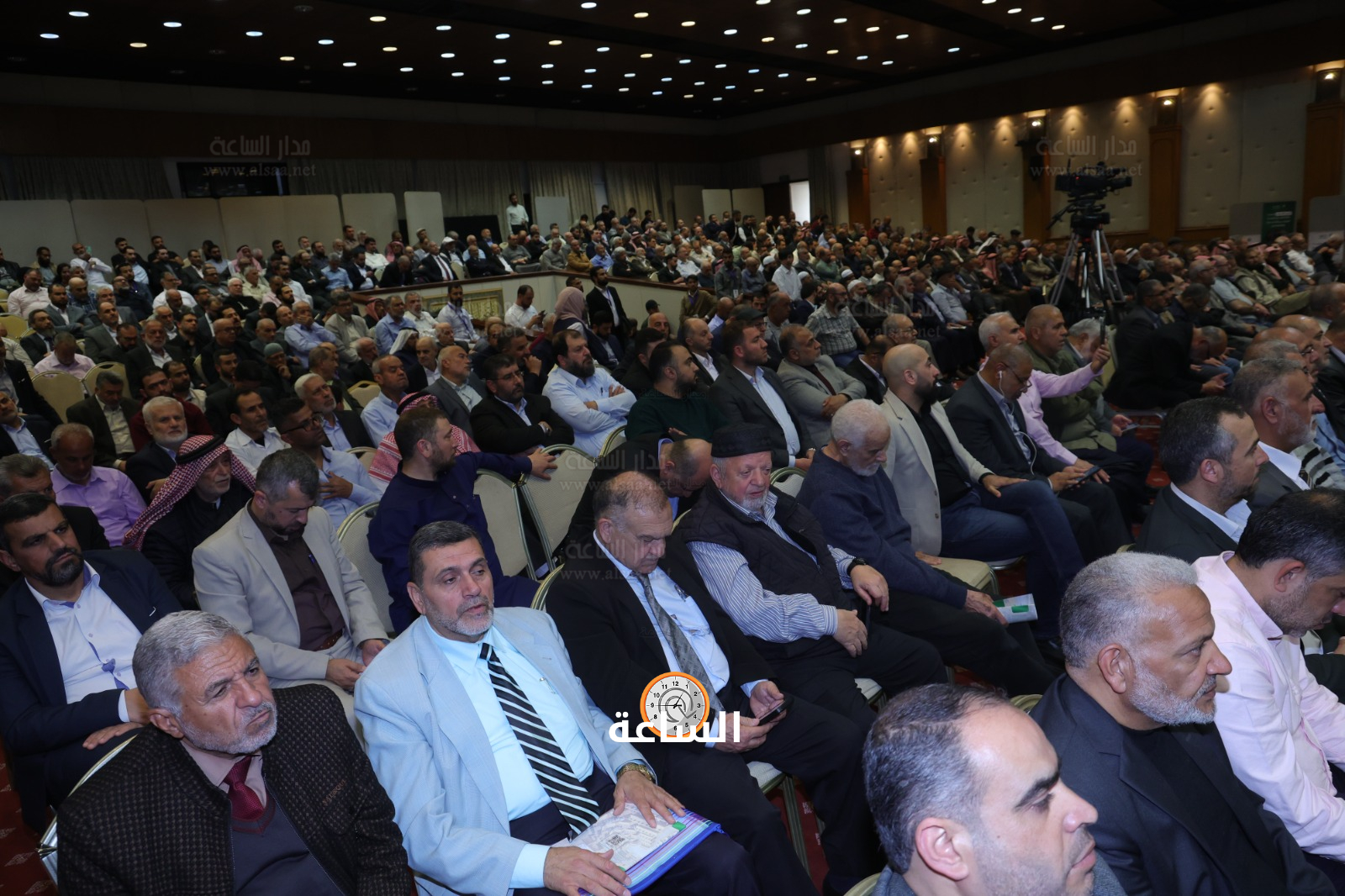 Madar Al-Saa Images 0.8833918943292977