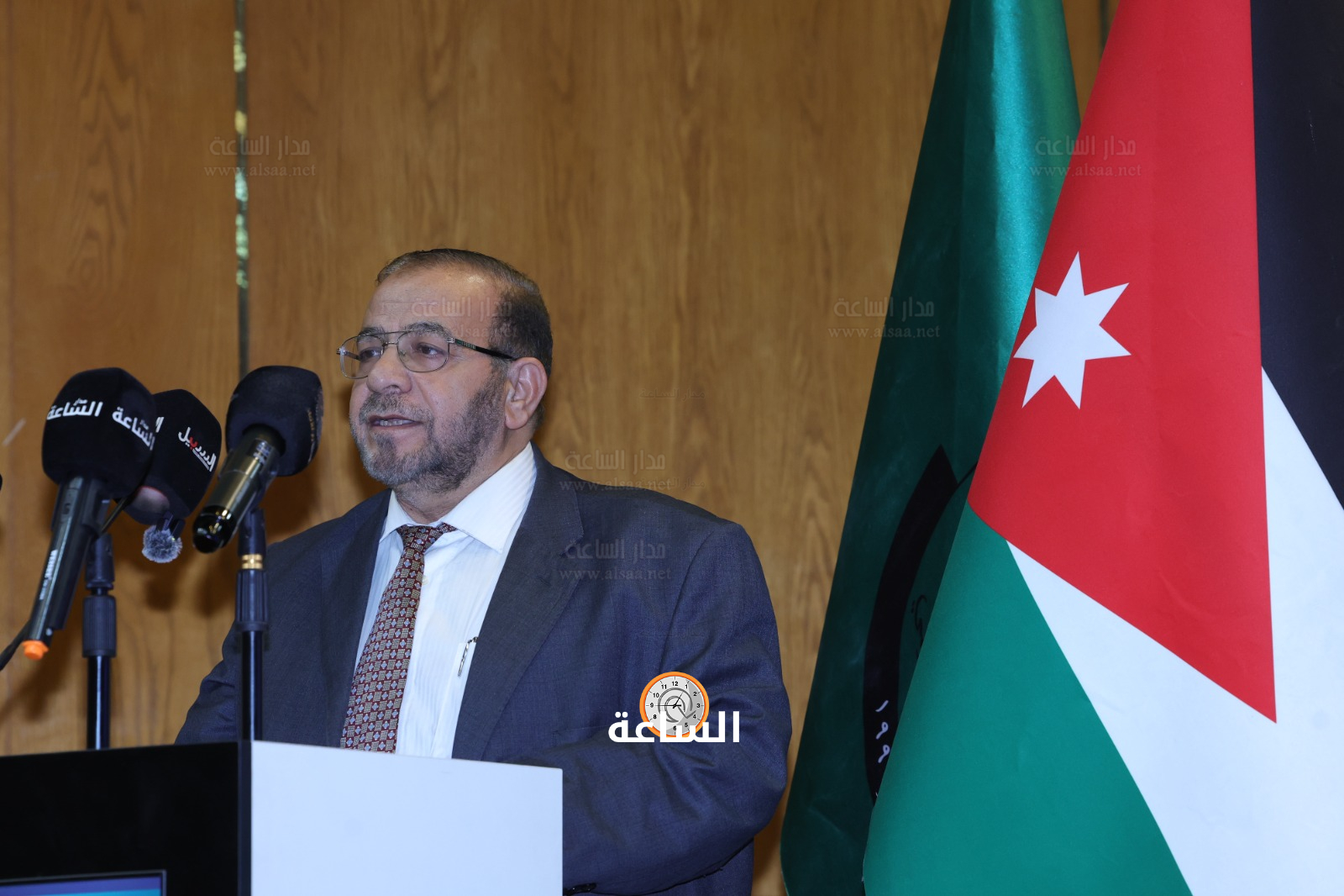 Madar Al-Saa Images 0.6562878586952539