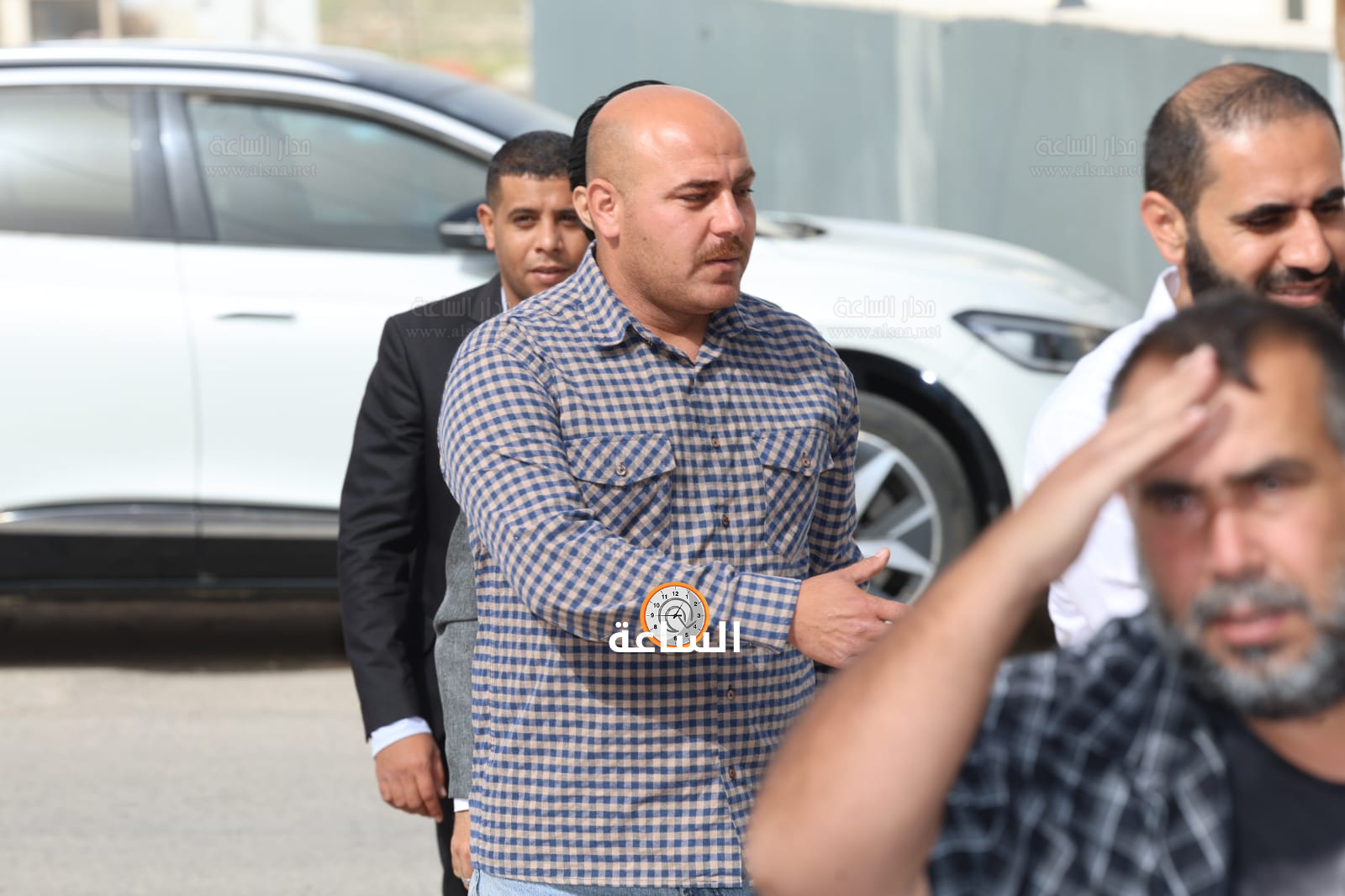 Madar Al-Saa Images 0.3773458124240443