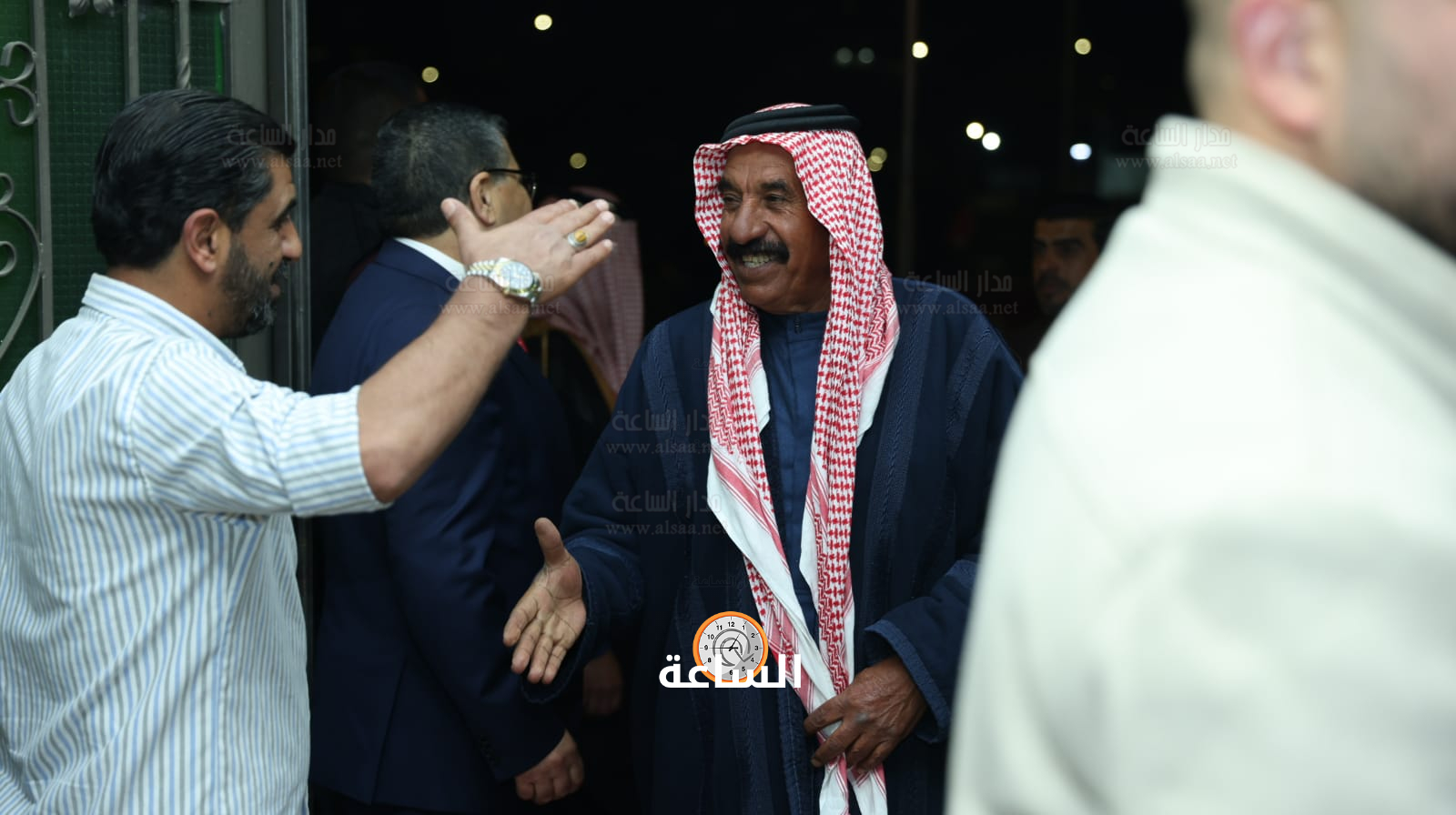 Madar Al-Saa Images 0.9785892448743005