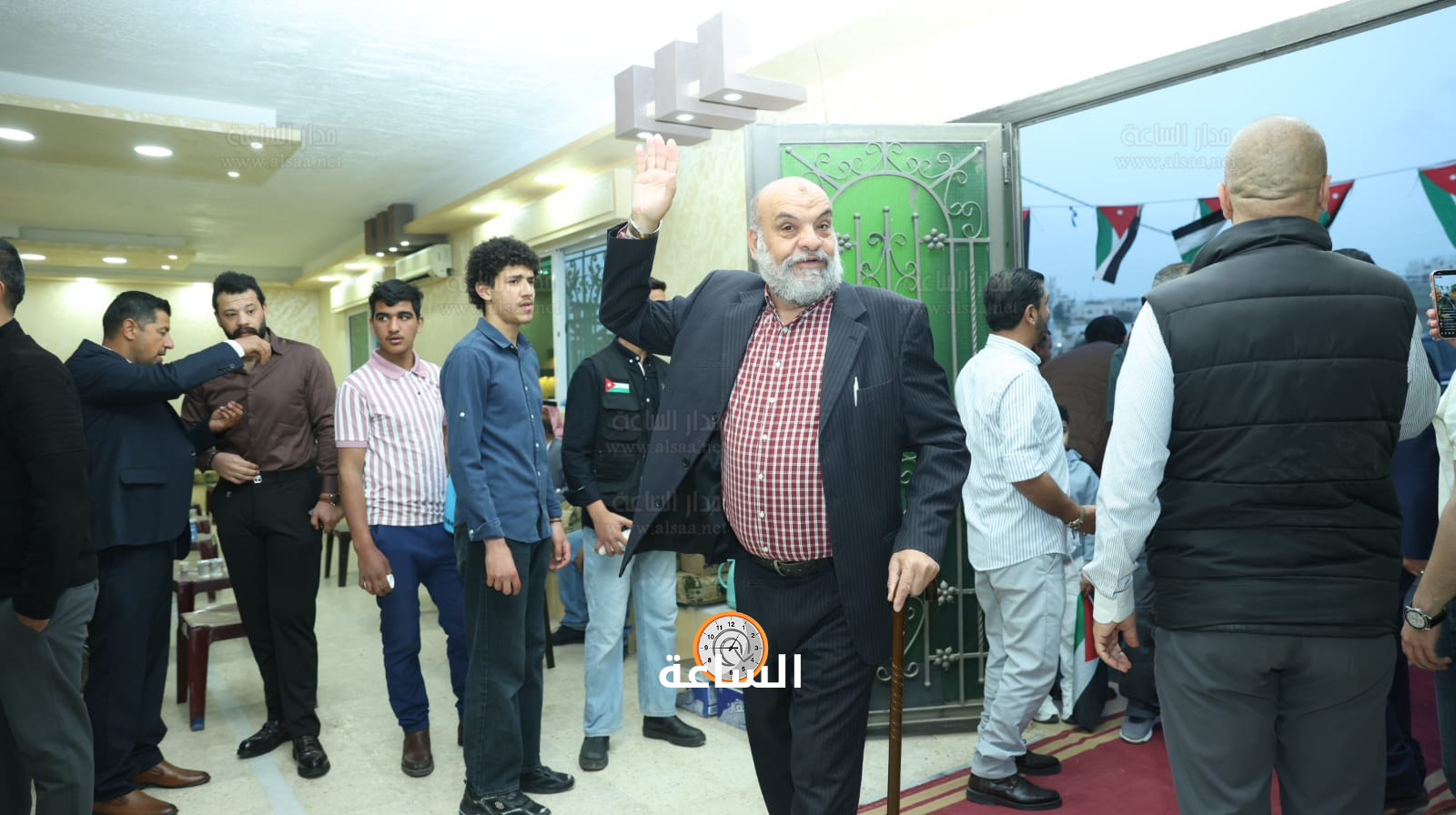 Madar Al-Saa Images 0.16834888586938856