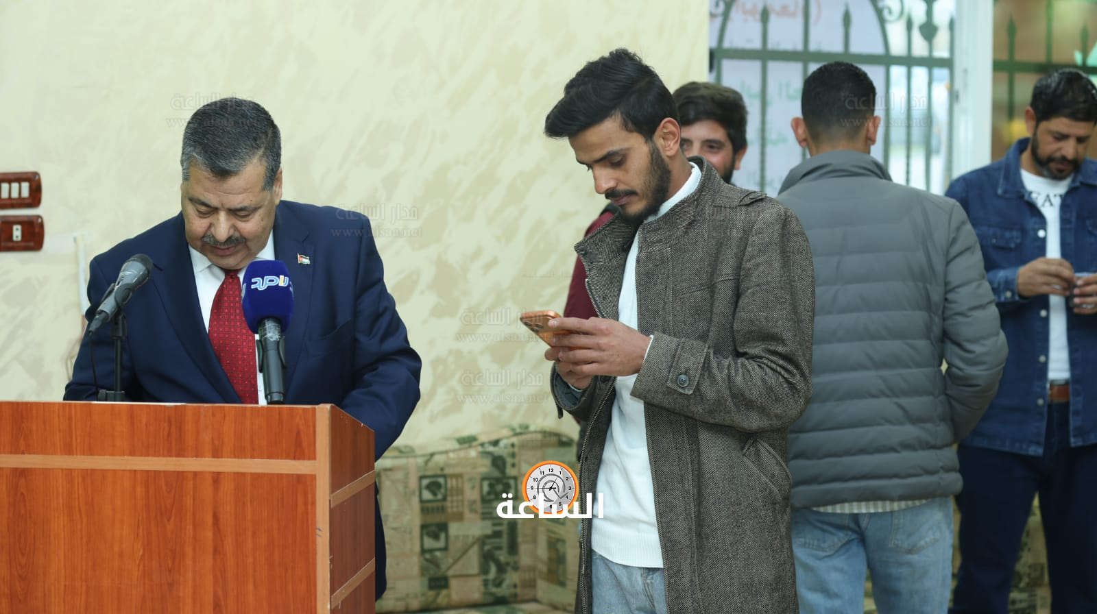 Madar Al-Saa Images 0.3906789649993524