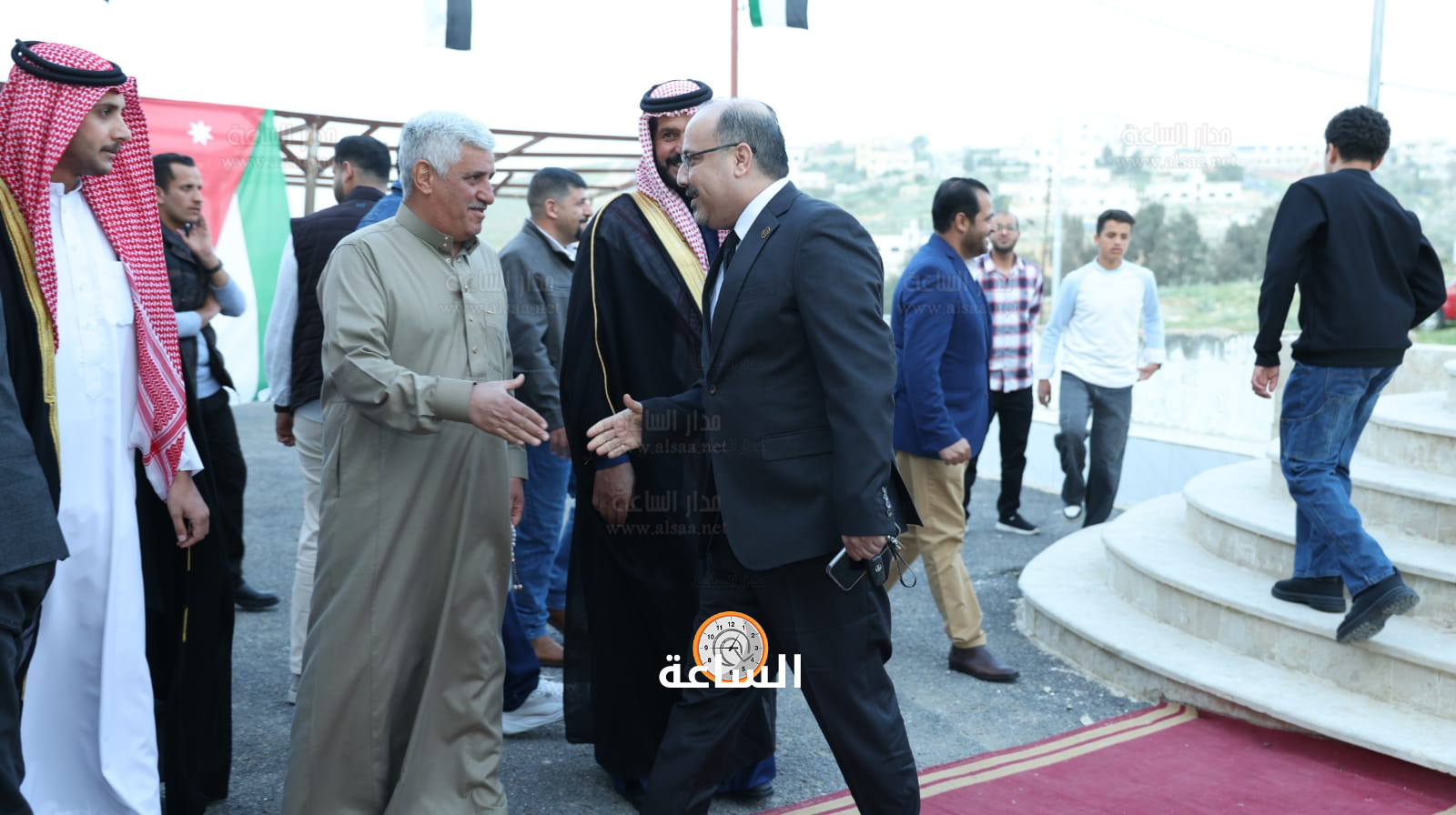 Madar Al-Saa Images 0.5179530526934107