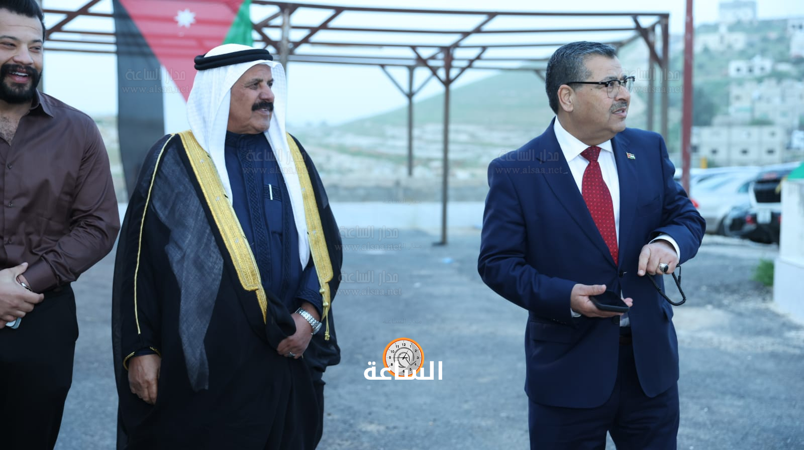 Madar Al-Saa Images 0.8367314346988122