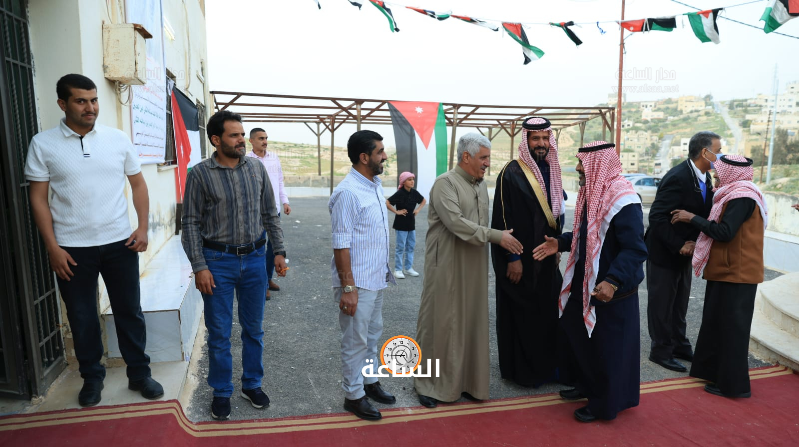 Madar Al-Saa Images 0.36684185789816337