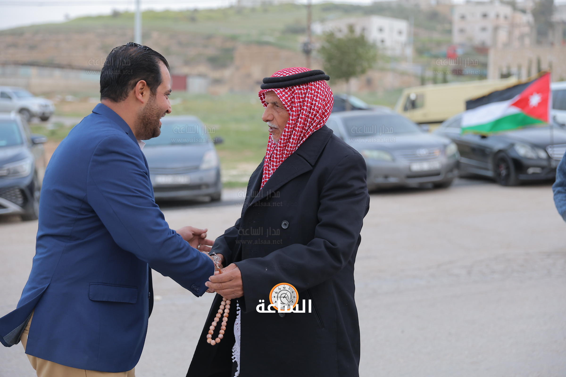 Madar Al-Saa Images 0.016849996423149993