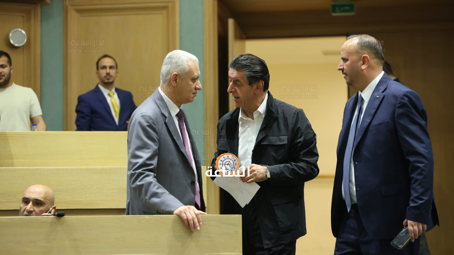 Madar Al-Saa Images 0.25812048342999216