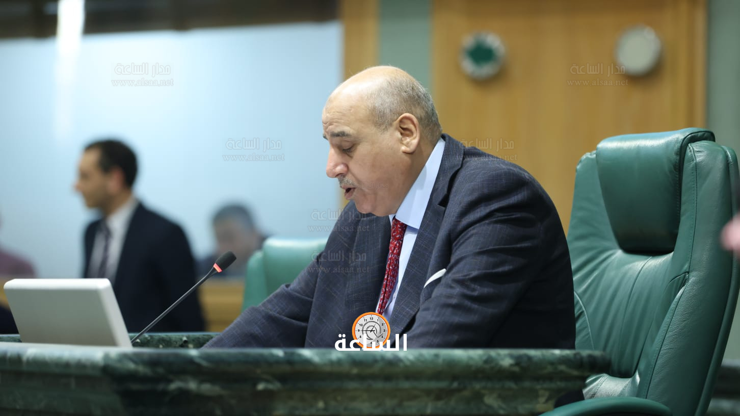 Madar Al-Saa Images 0.7405319585538475