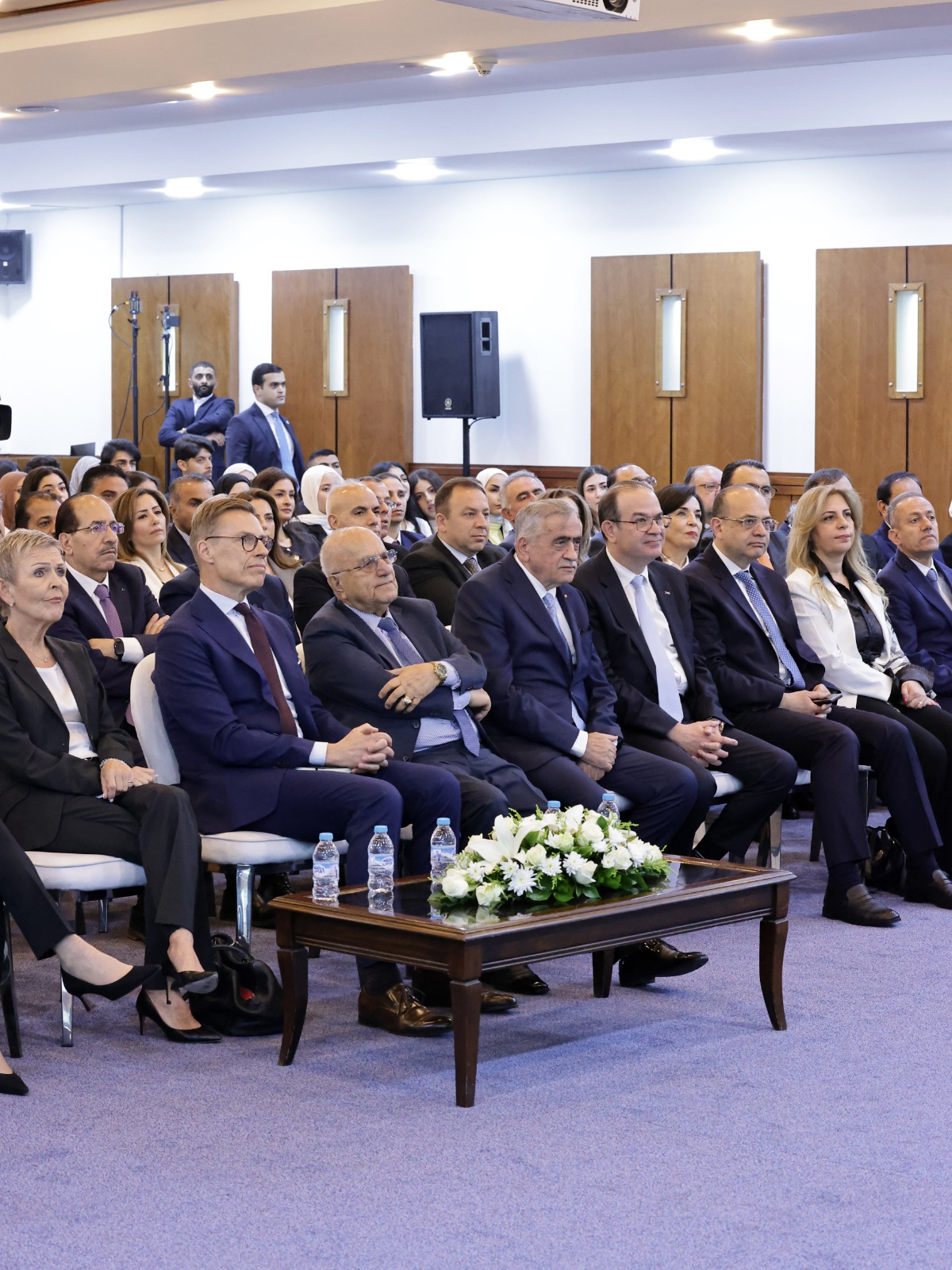 Madar Al-Saa Images 0.9647007772662278