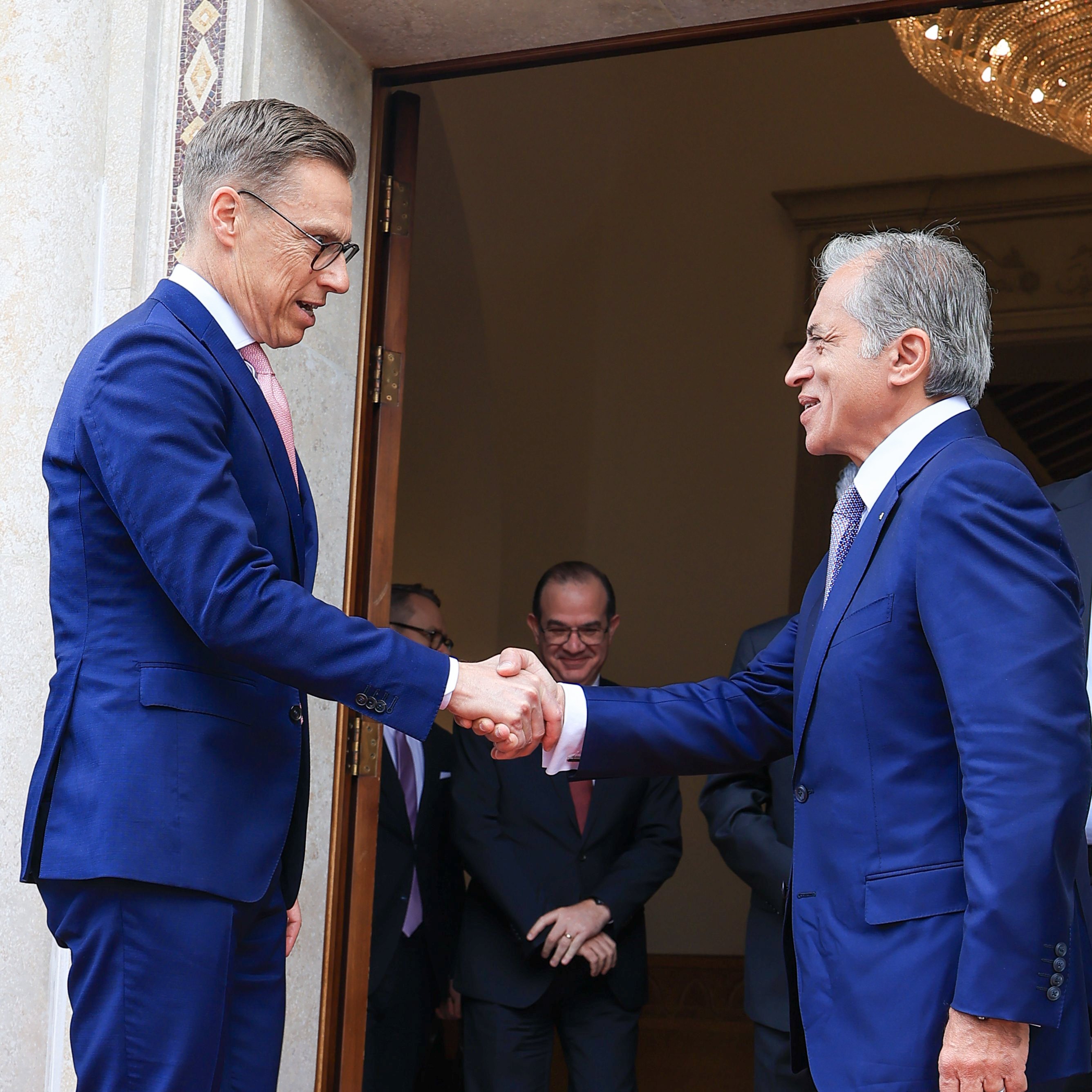 Madar Al-Saa Images 0.5766463582189334