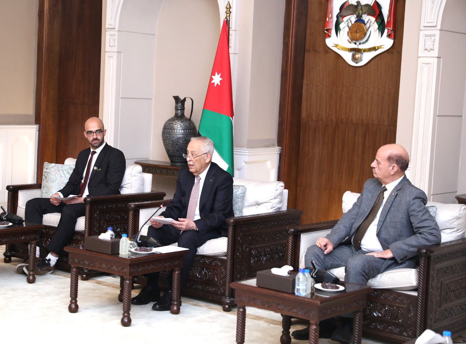 Madar Al-Saa Images 0.4399203254851163