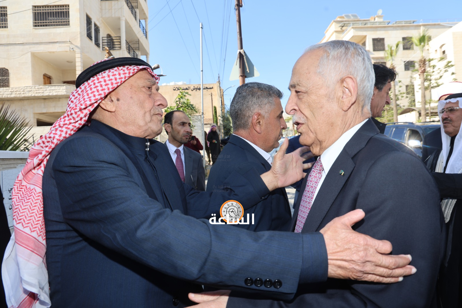 Madar Al-Saa Images 0.7195050207307634