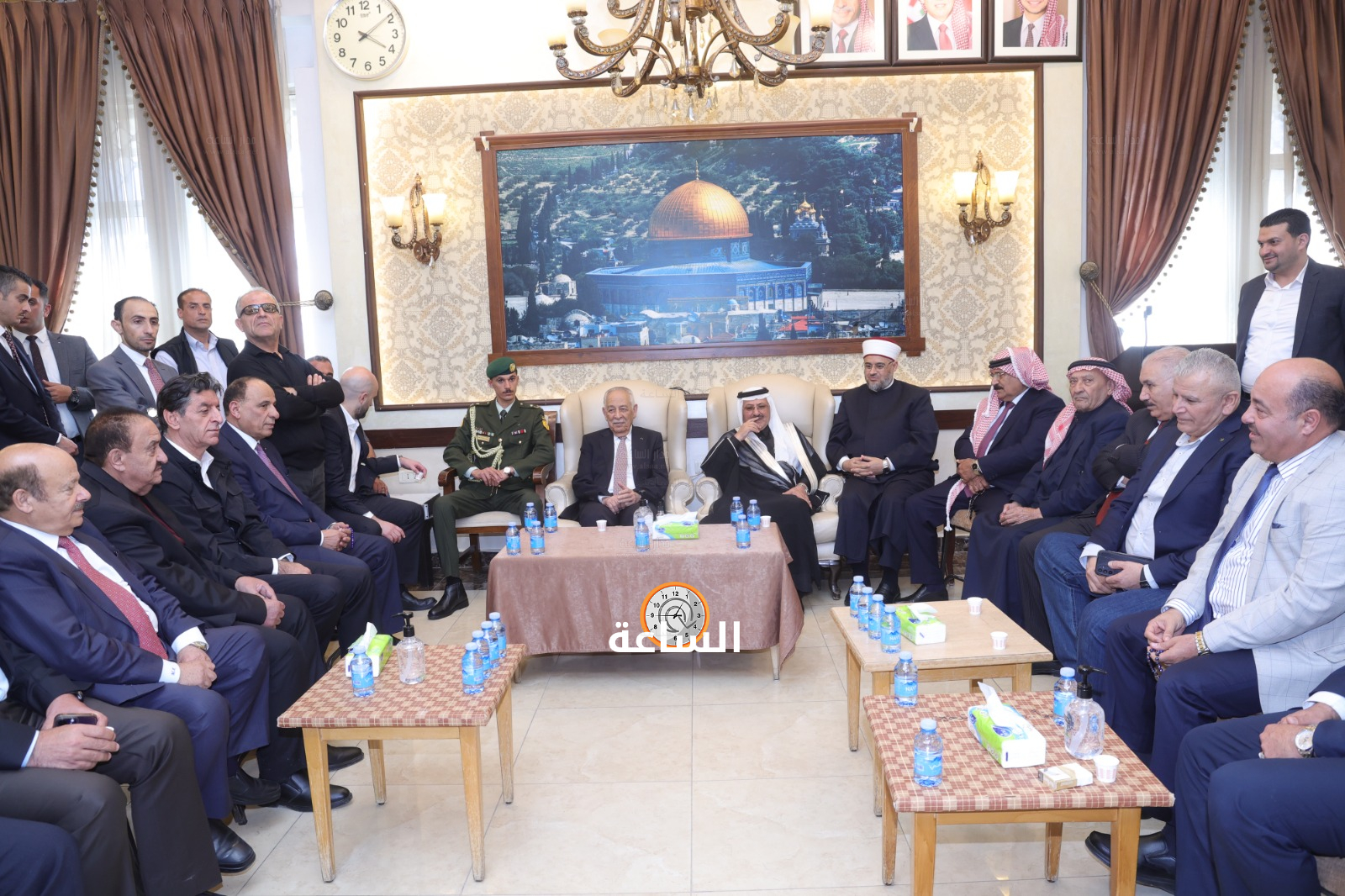 Madar Al-Saa Images 0.47888461148546013