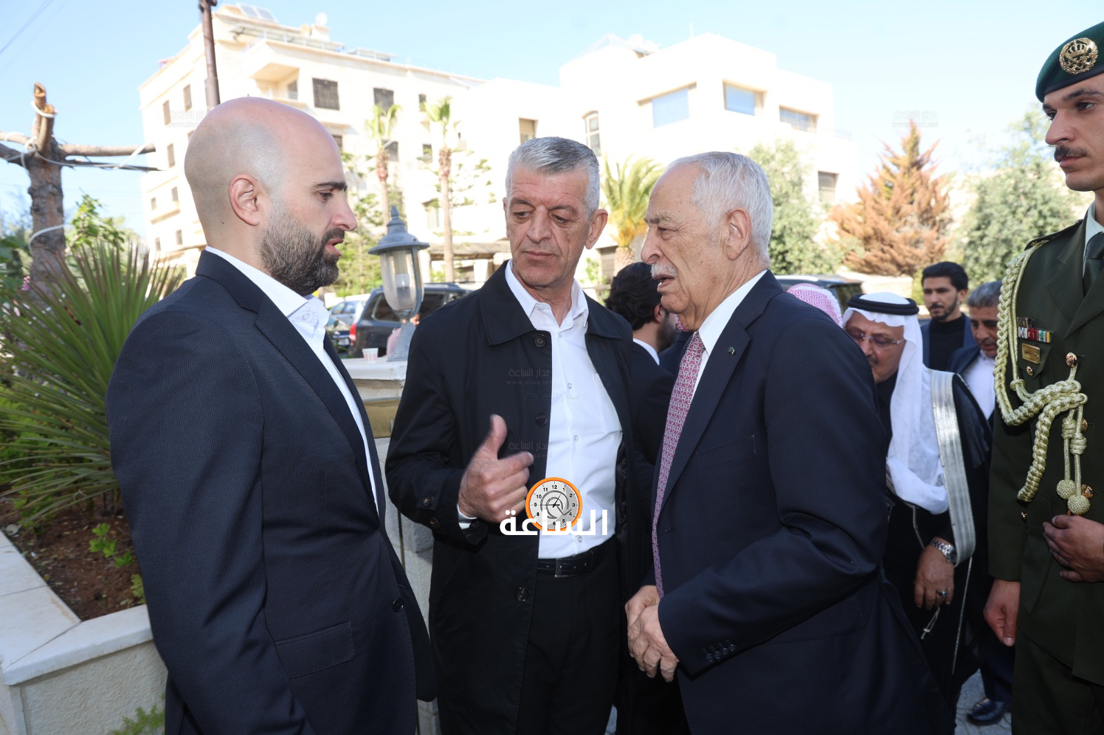 Madar Al-Saa Images 0.8184601376207881