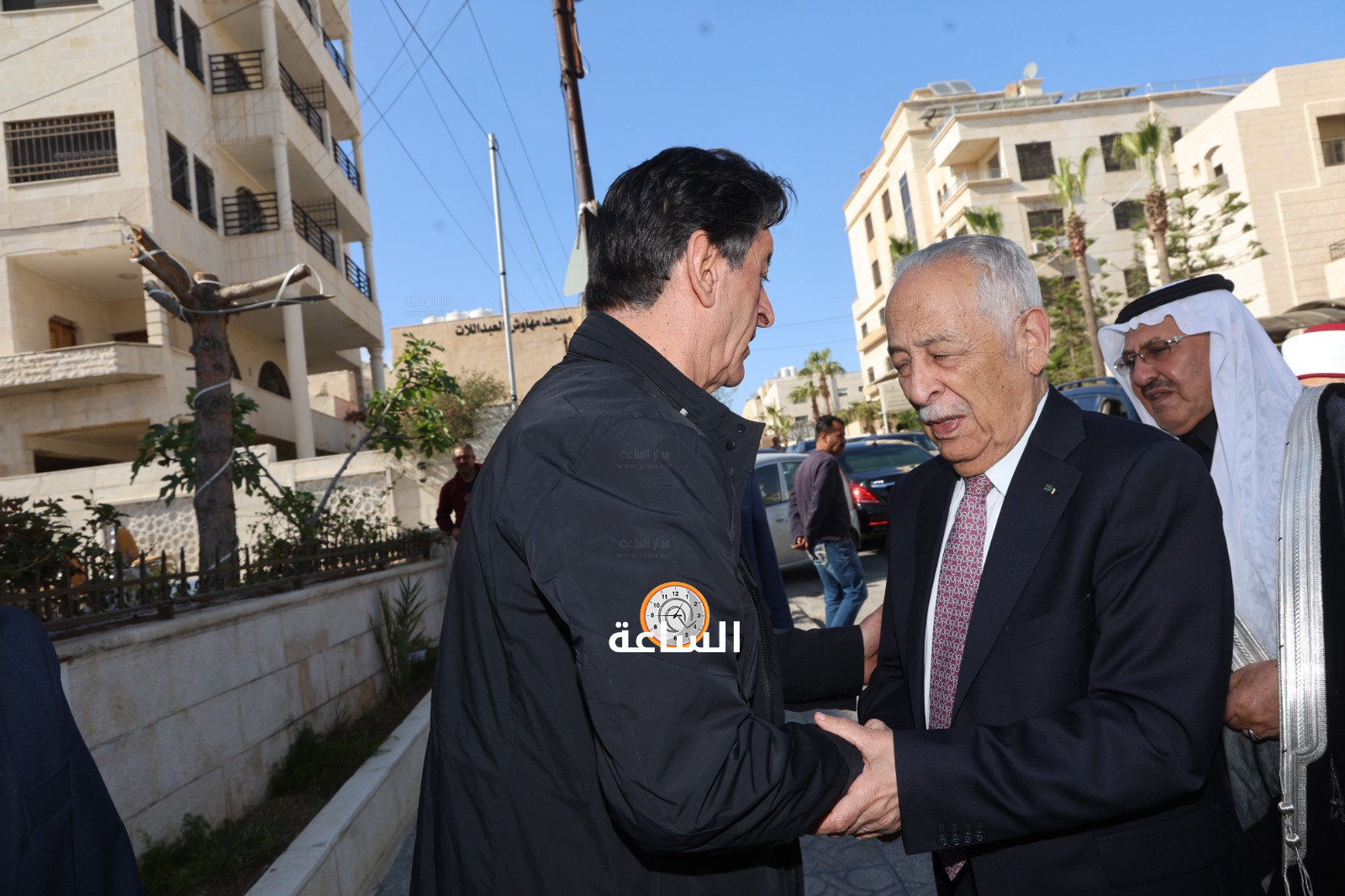 Madar Al-Saa Images 0.33328577017066563