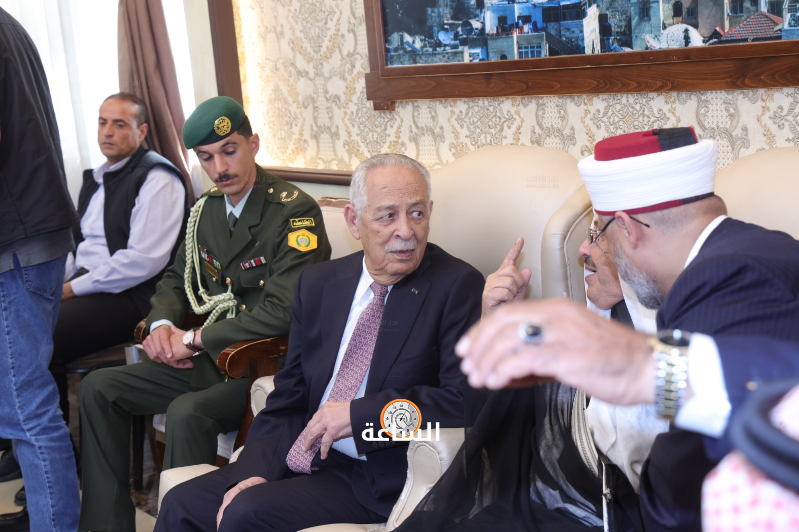 Madar Al-Saa Images 0.5012462168003308