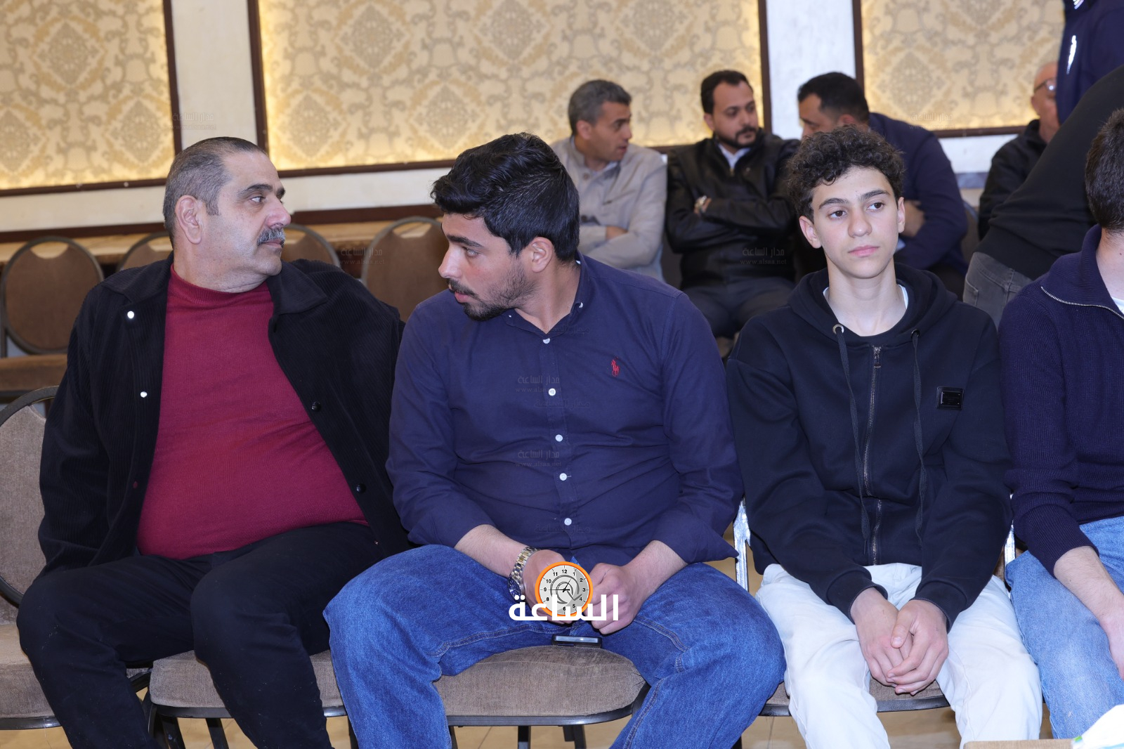 Madar Al-Saa Images 0.4415382320685711