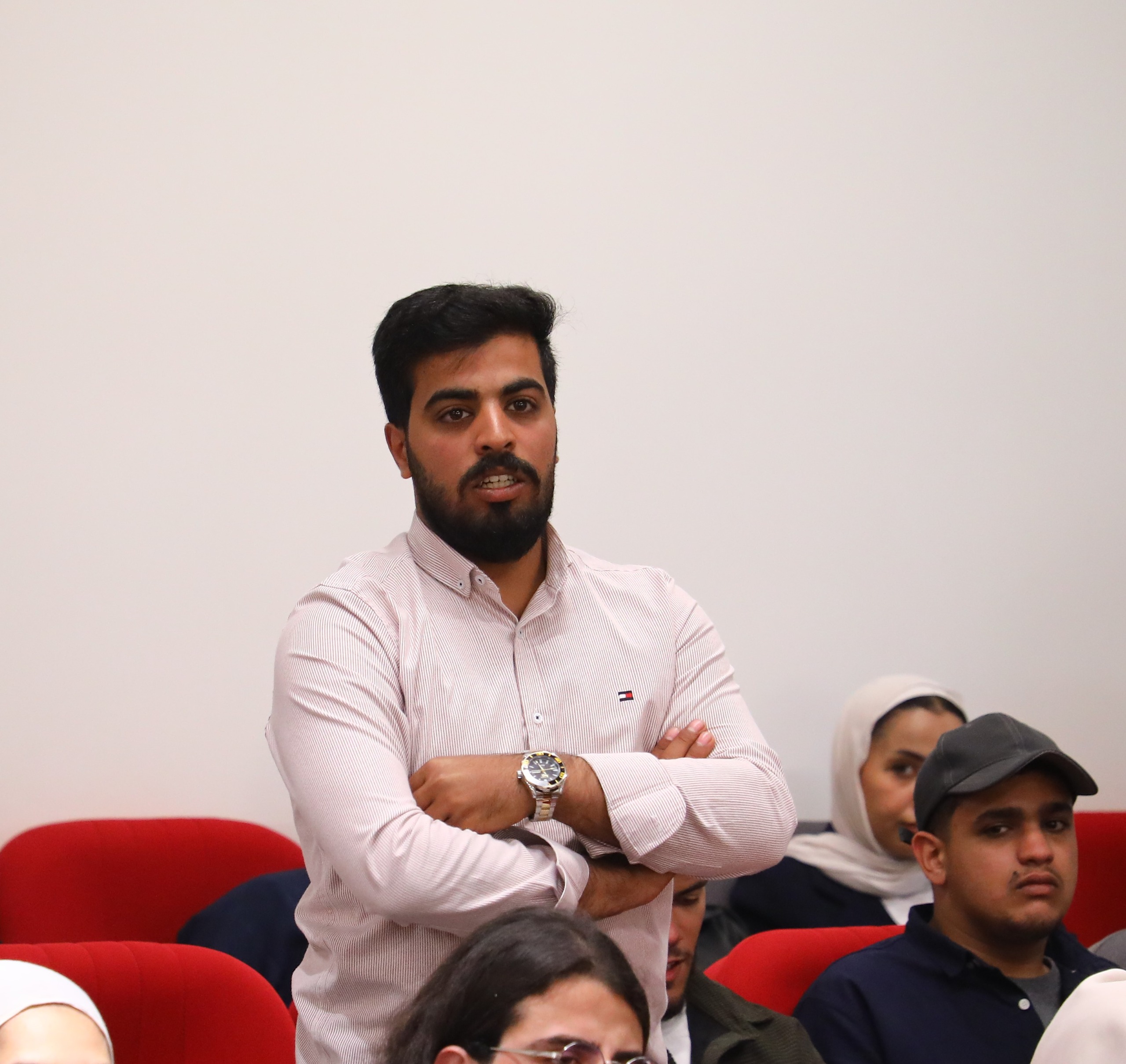 Madar Al-Saa Images 0.2481554371180943