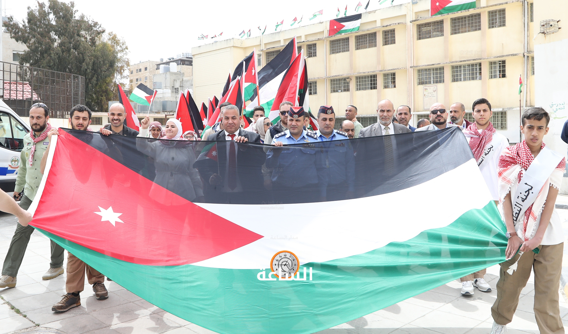 Madar Al-Saa Images 0.7366021807309036