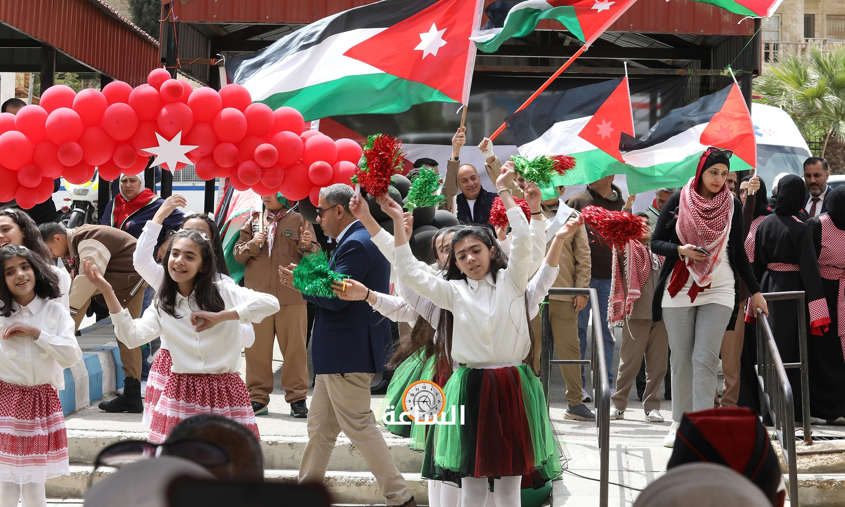 Madar Al-Saa Images 0.5275634645579684