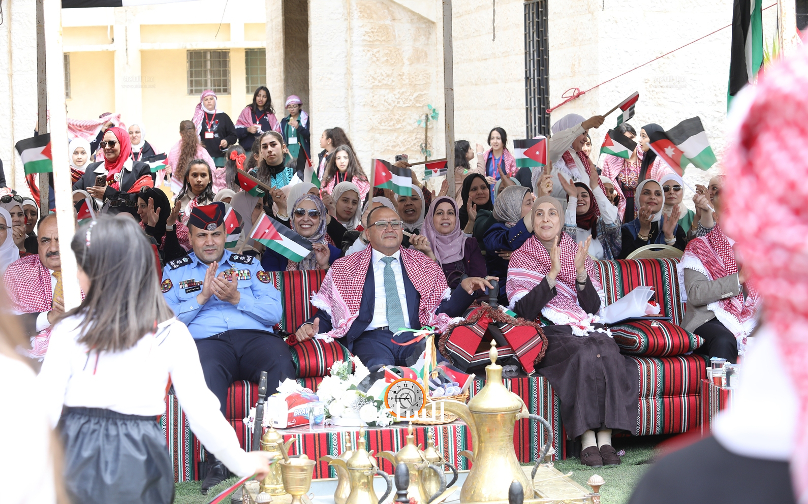 Madar Al-Saa Images 0.8795861128086799