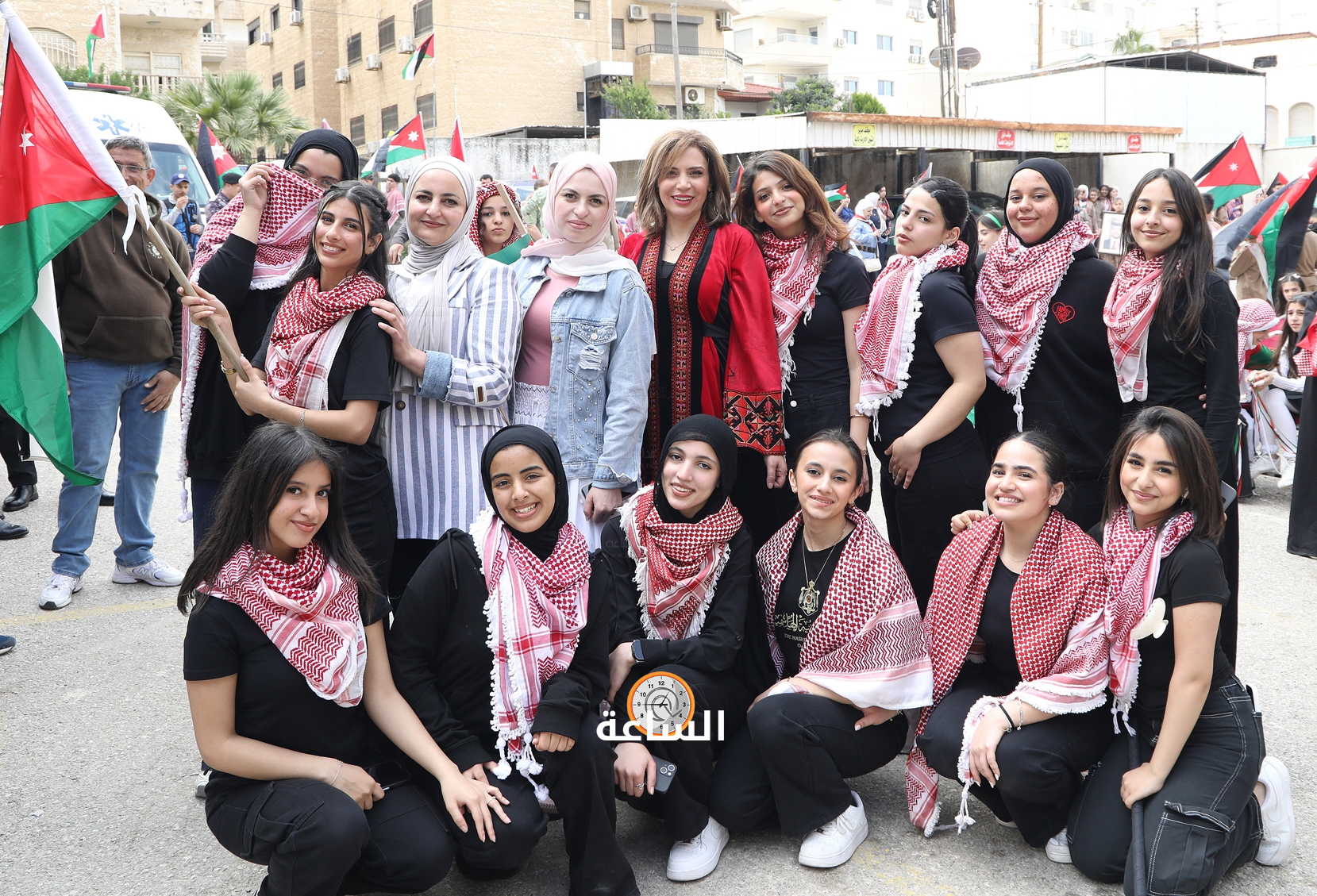 Madar Al-Saa Images 0.577398318188155