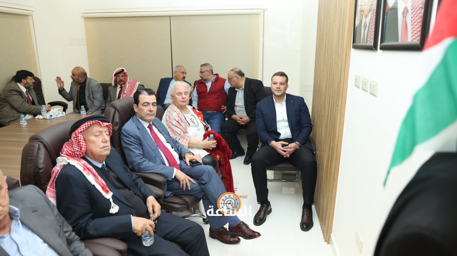 Madar Al-Saa Images 0.9939726619506537